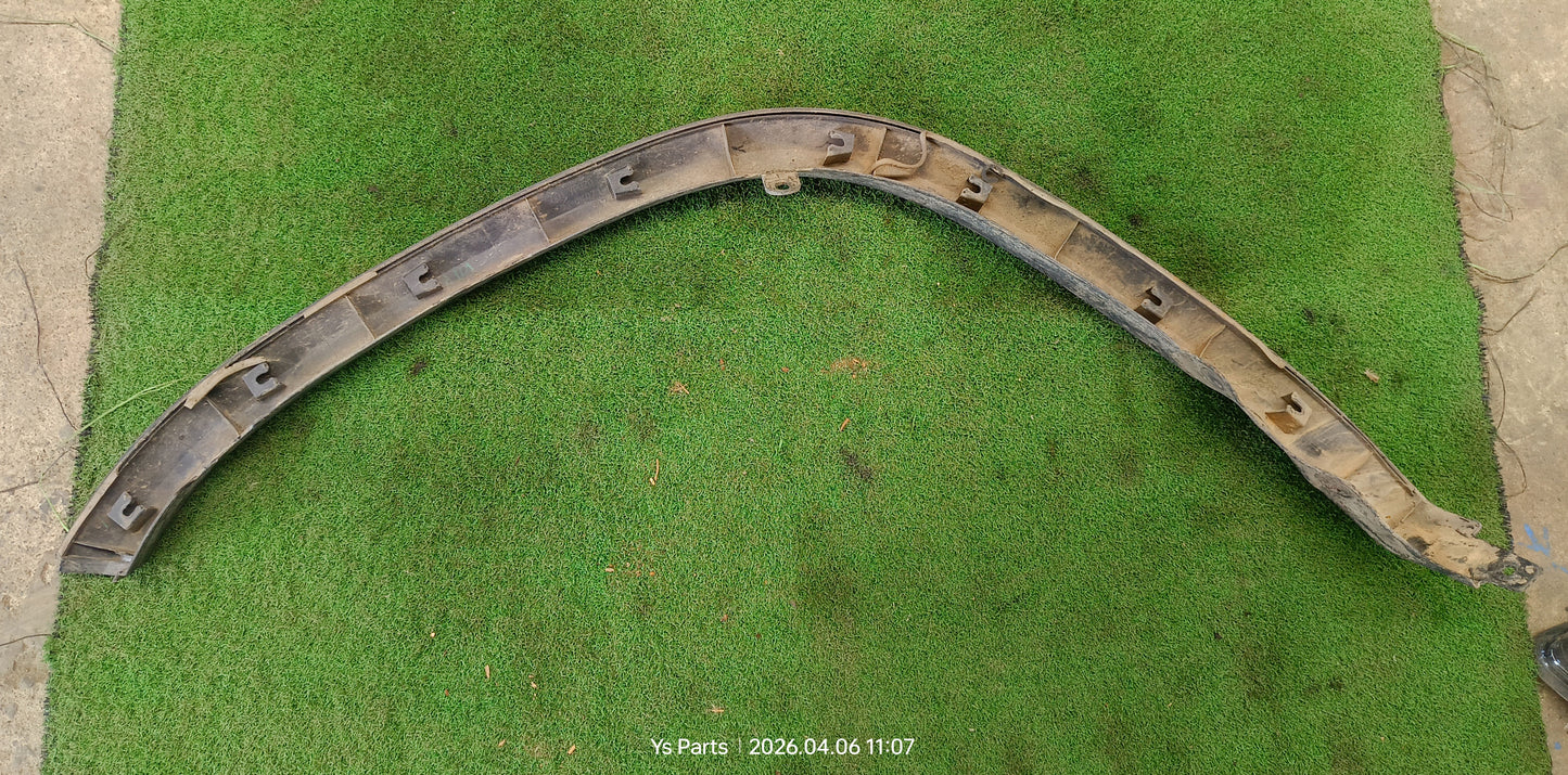 TOYOTA FORTUNER FENDER FLARE FRH (75601-0K021)