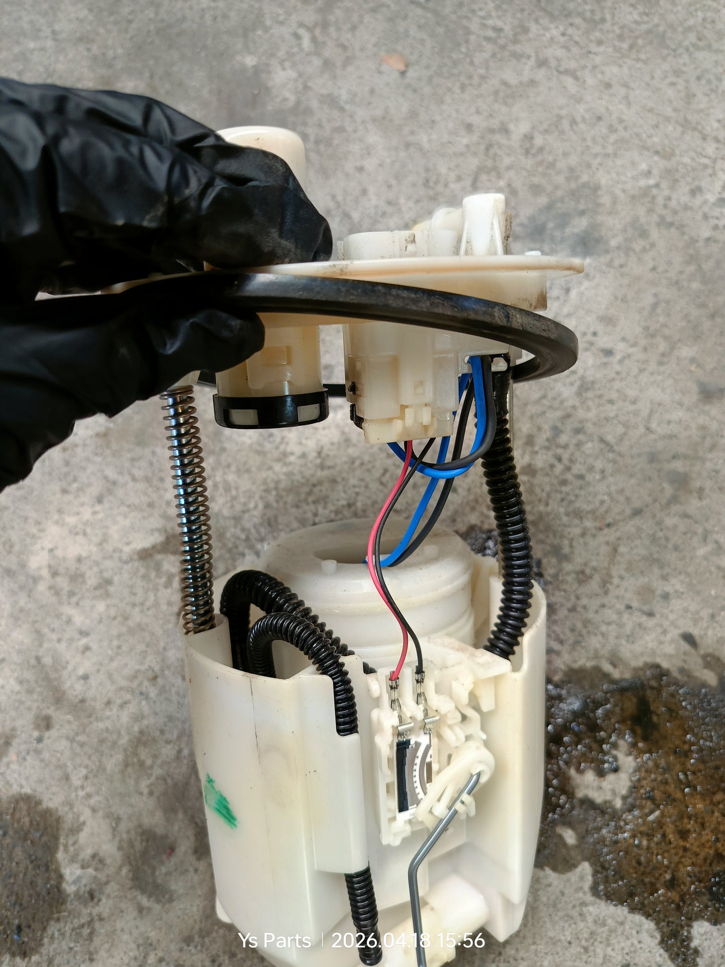 MITSUBISHI XPANDER FUEL PUMP (JK292100-8031)