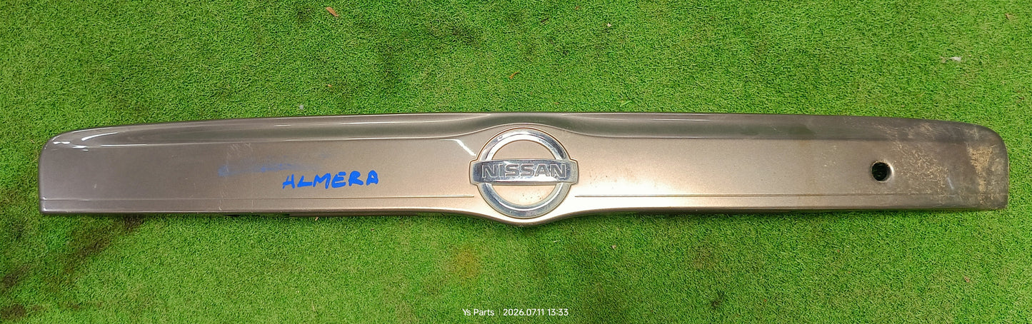 NISSAN ALMERA TAILGATE MOLDING (84810-3AA1A)