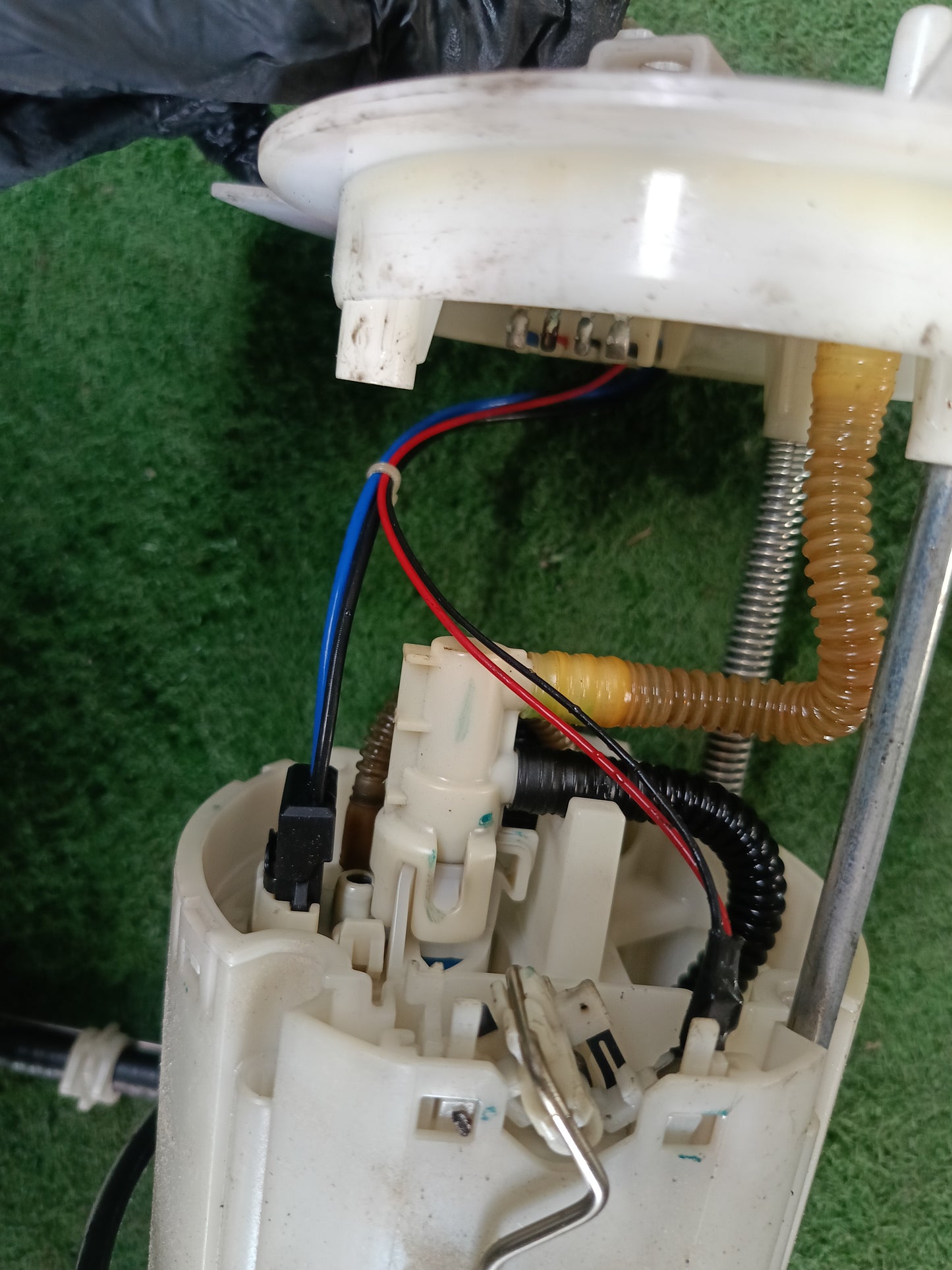 PROTON X70 FUEL PUMP (6600256546)