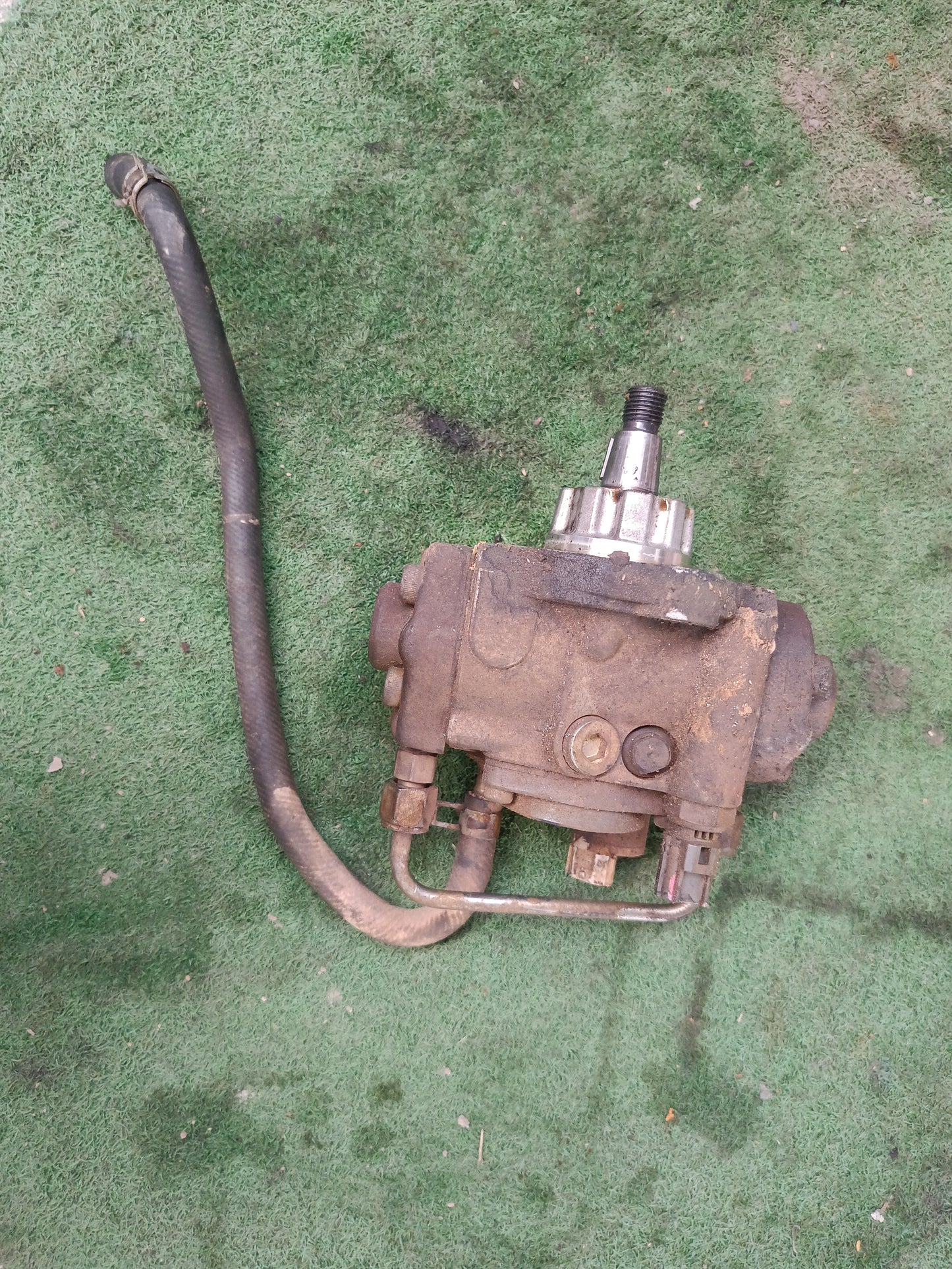 TOYOTA VIGO VNT 2.5 FUEL INJECTION PUMP (22100-0L060)