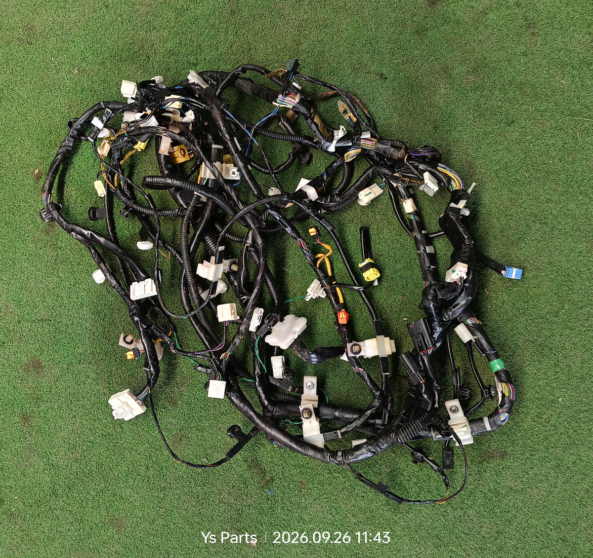 MITSUBISHI TRITON LOWER WIRING (8510K535)