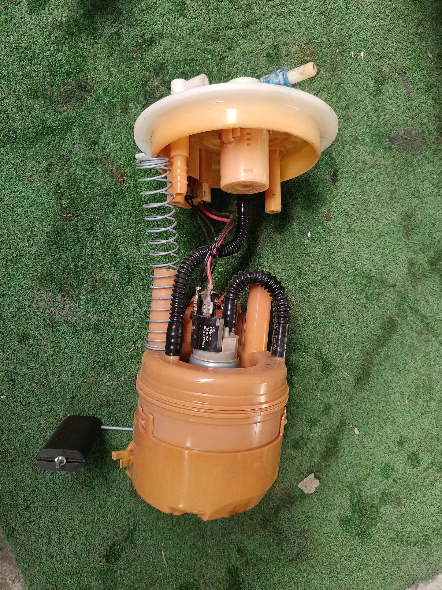 NISSAN ALMERA N17 FUEL PUMP (7040-1HJ0B)