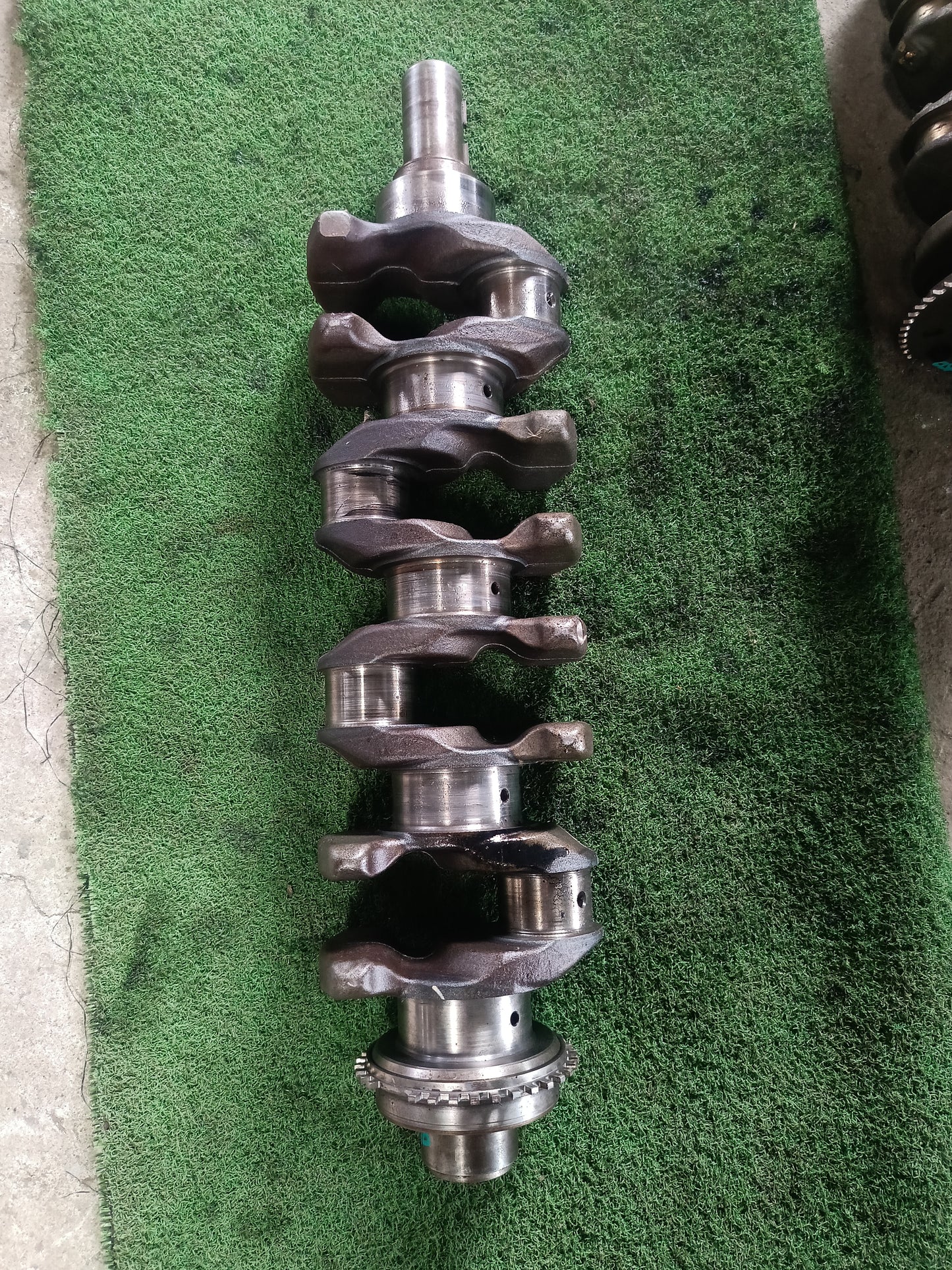 TOYOTA HILUX REVO CRANKSHAFT (CS00020)