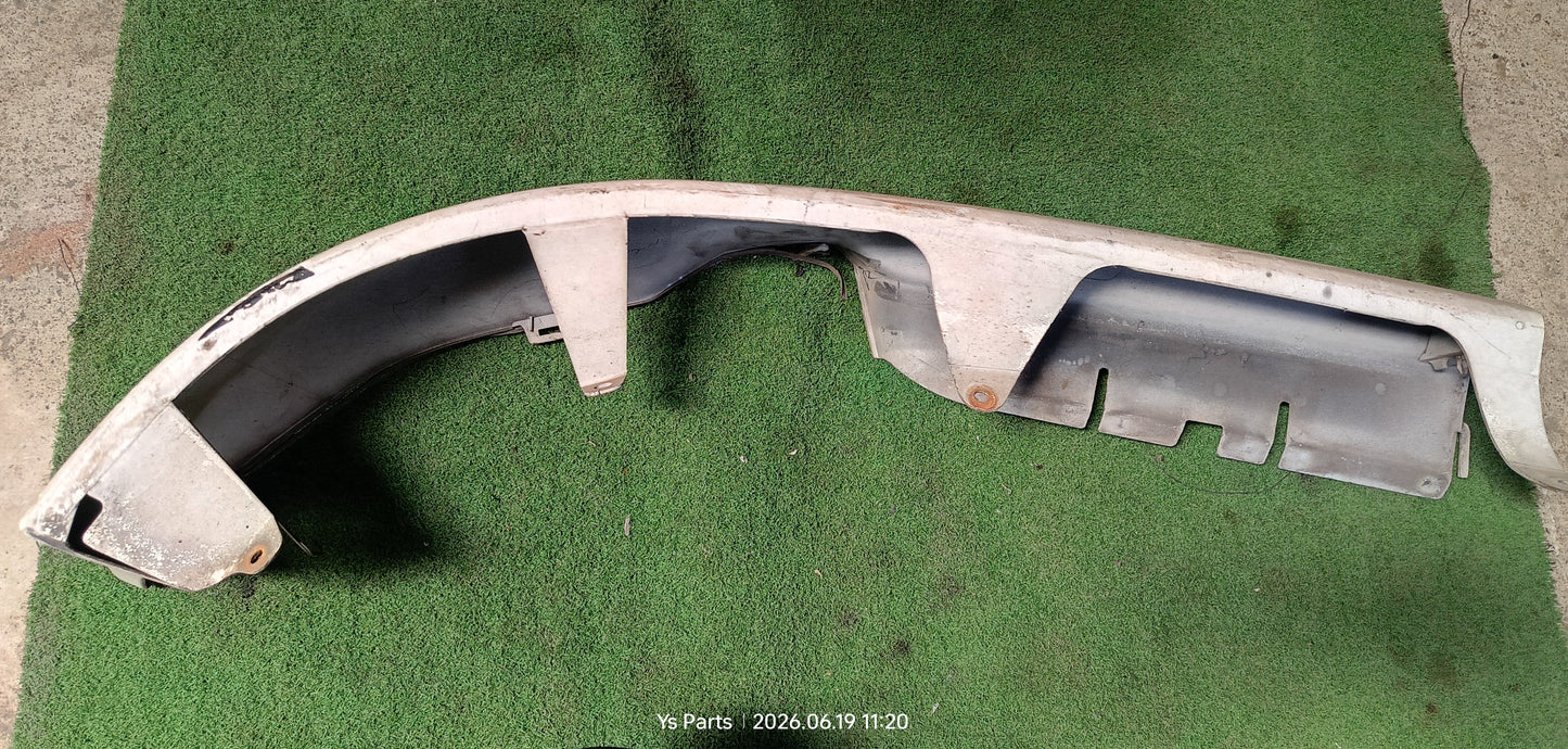 TOYOTA RAV4 FRONT SKIRT RH (SS023)