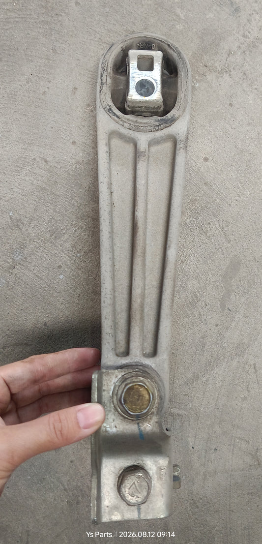PROTON IRIZ CROSSMEMBER REAR MOUNTING (EM0086)