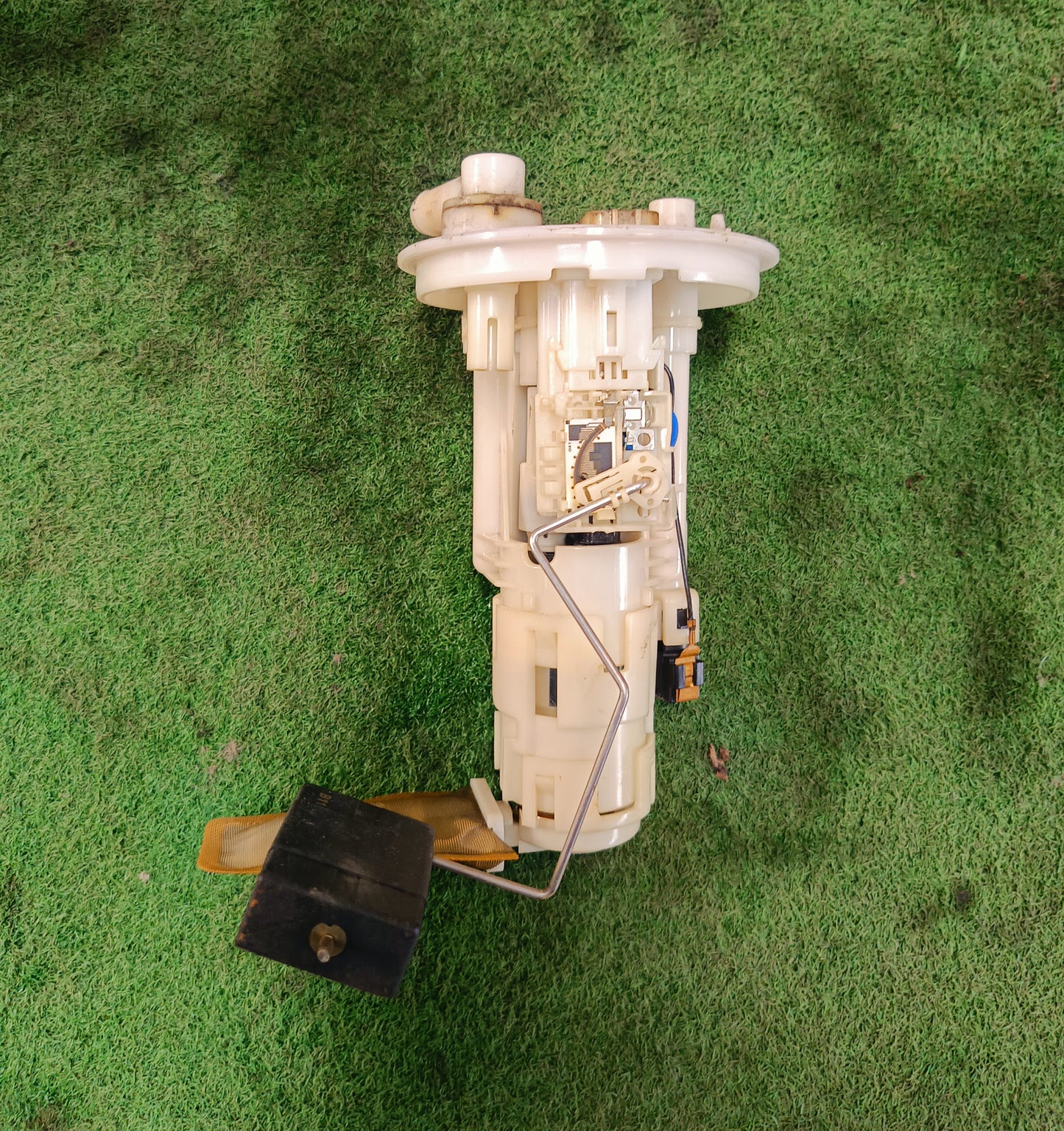 PERODUA BEZZA FUEL PUMP (FP00007)