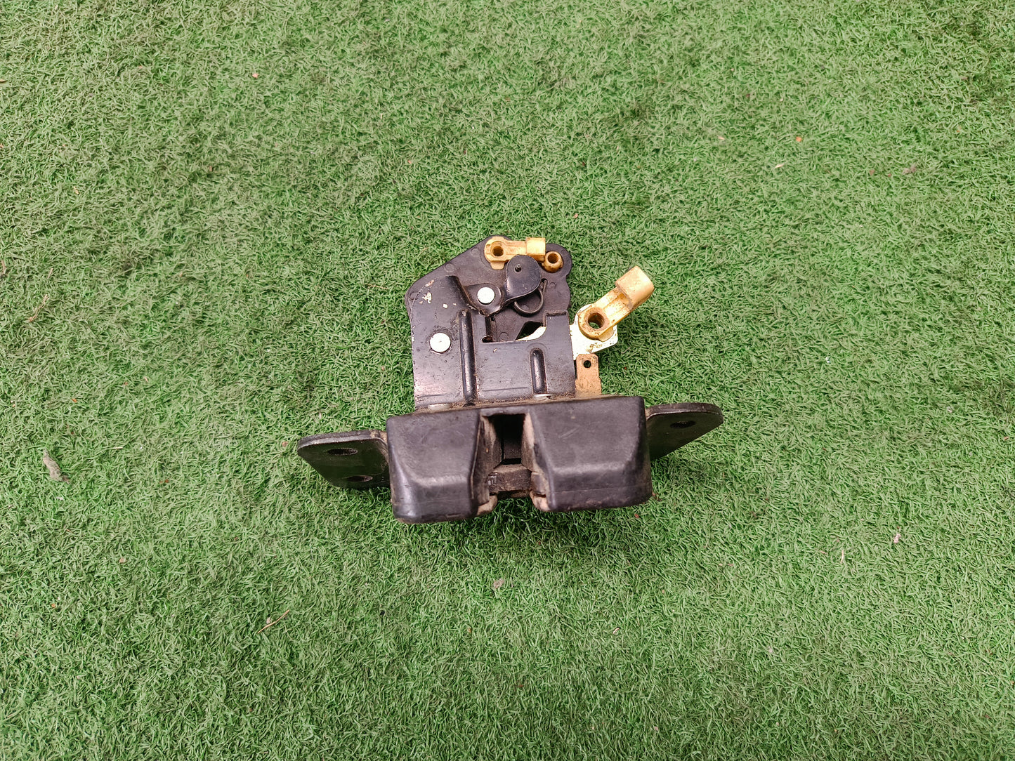 HYUNDAI MATRIX FRONT BONNET LOCK (BL00041)