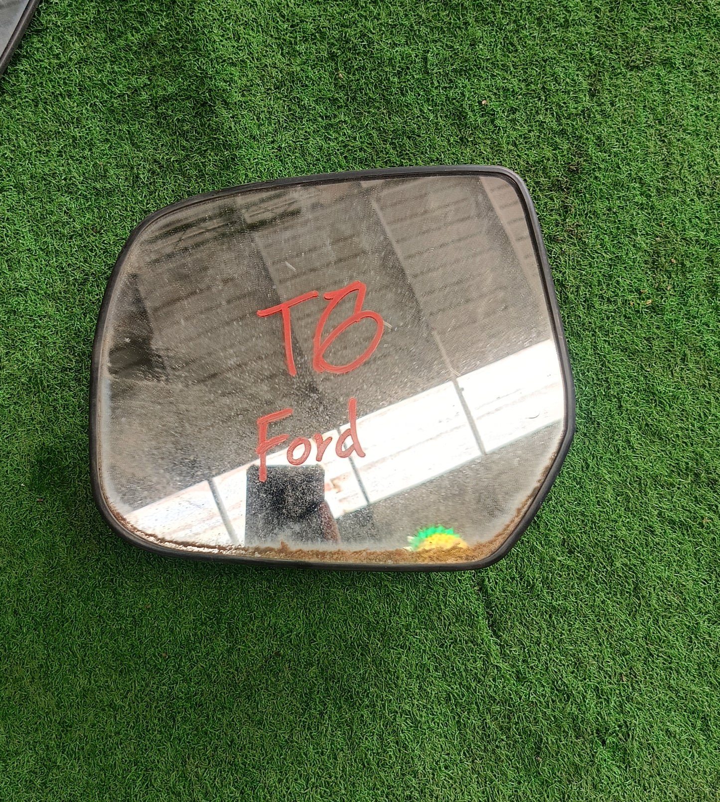 FORD RANGER T6 SIDE MIRROR GLASS LH (SMG034)