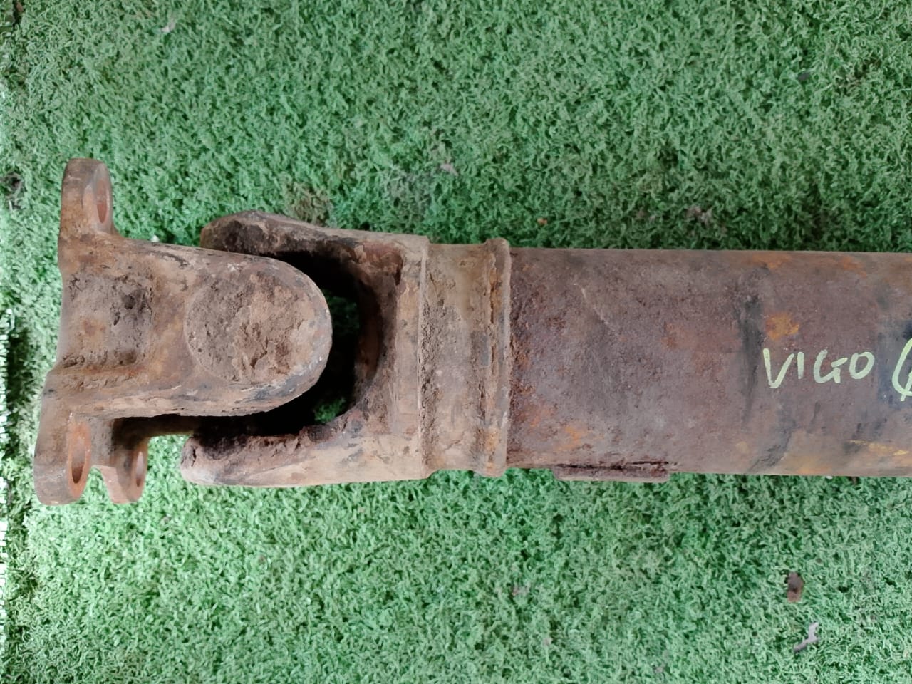 TOYOTA HILUX VIGO LONG SHAFT AUTO (LS0029)