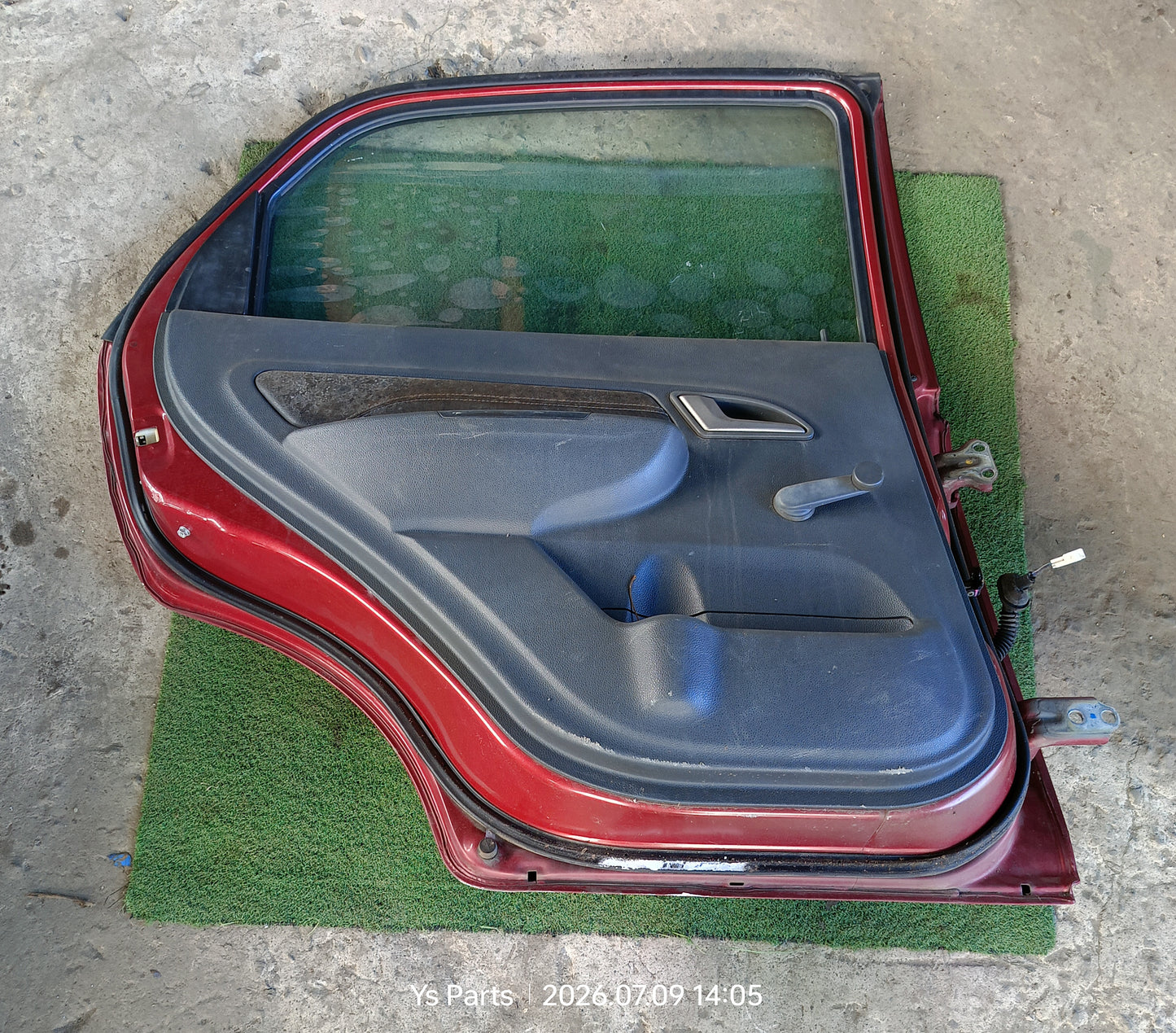 PROTON SAGA BLM DOOR PANEL RLH COMPLETE RED (DP00331)