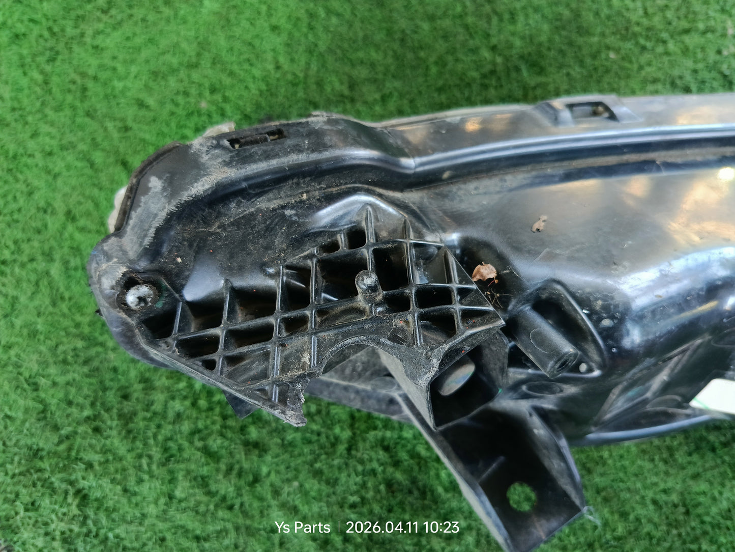 MITSUBISHI XPANDER FOG LAMP LH (8312A033)