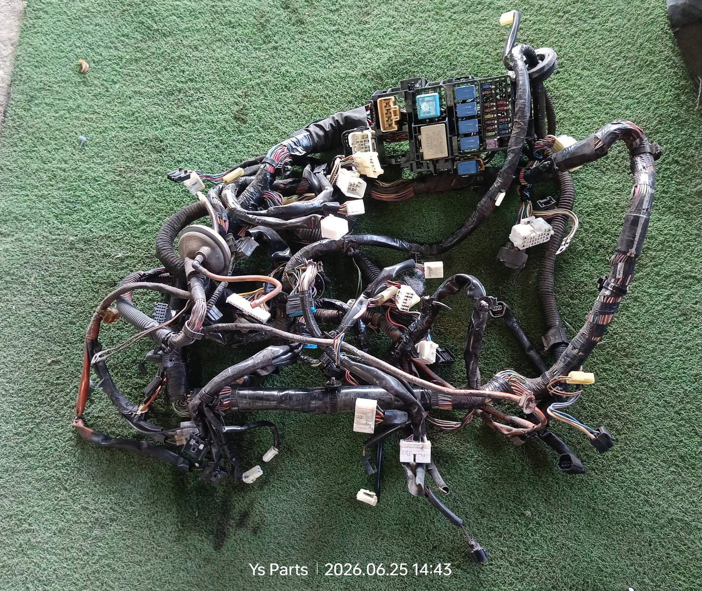 TOYOTA AVANZA FUSEBOX WIRING (WRG0049)