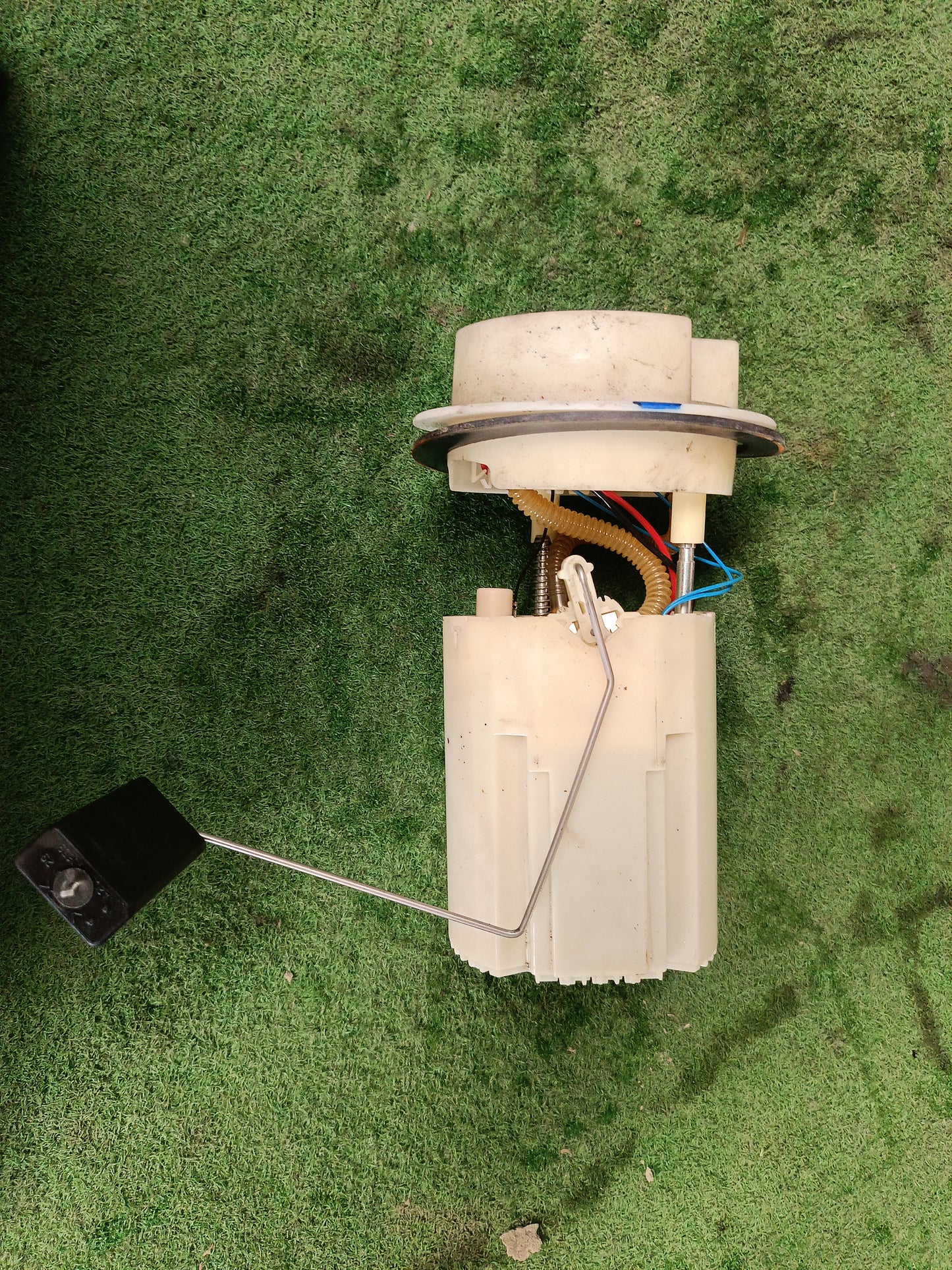 PROTON IRIZ FUEL PUMP (PW923767)