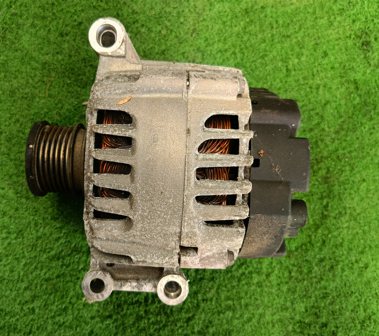 MINI COOPER ALTERNATOR (V7 615484 80-03)