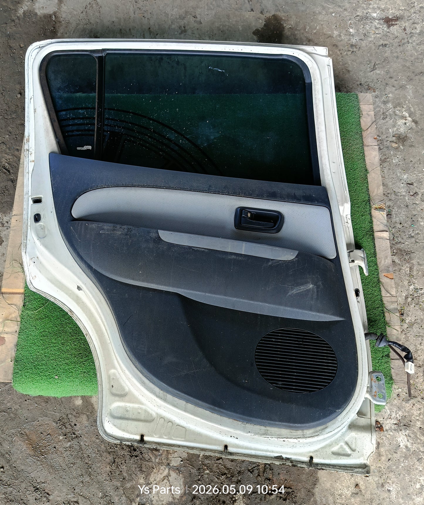 PERODUA MYVI DOOR PANEL RLH COMPLETE WHITE (DP00321)