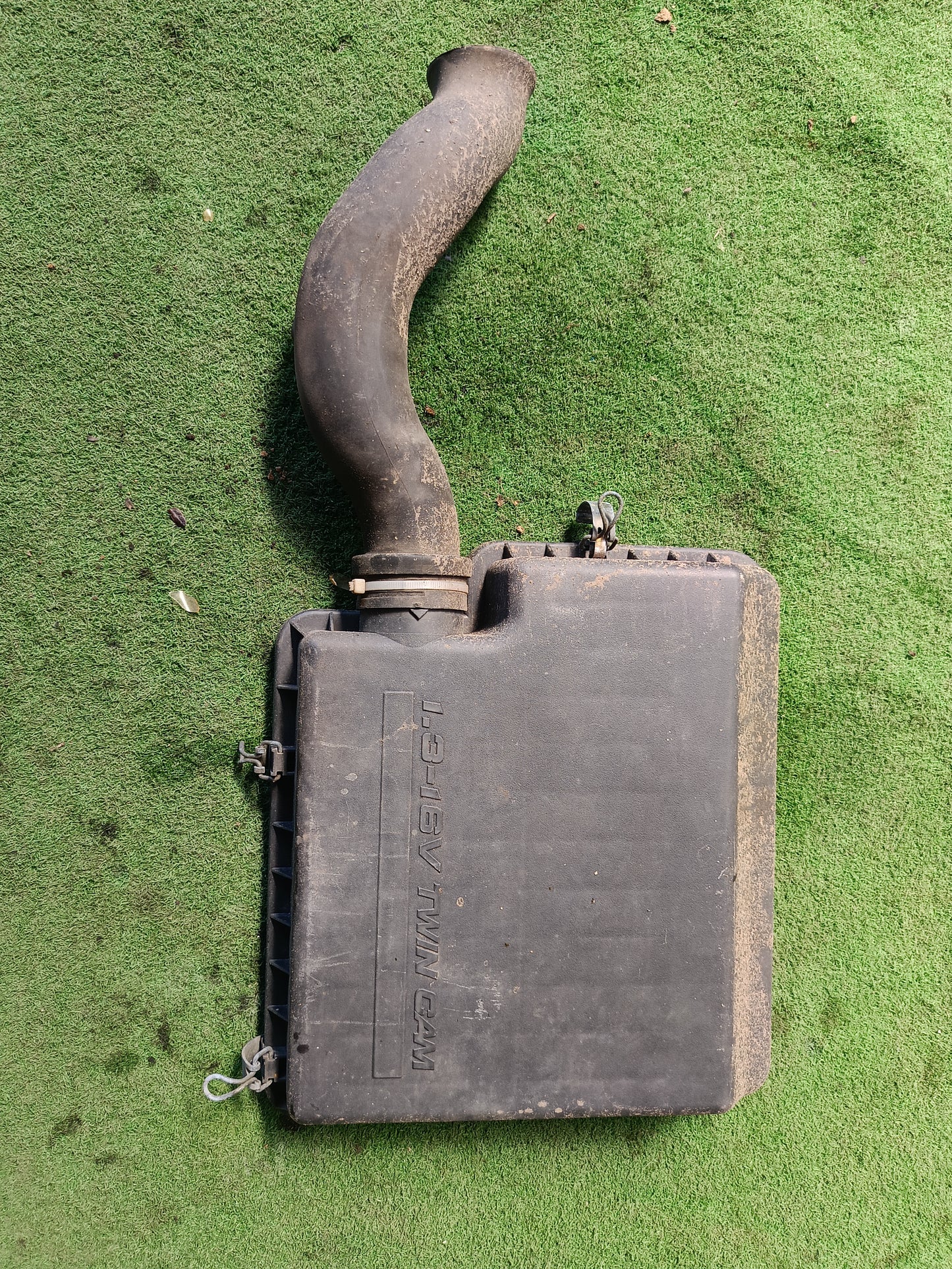 PERODUA MYVI 1.3 AIRBOX (ABX0063)