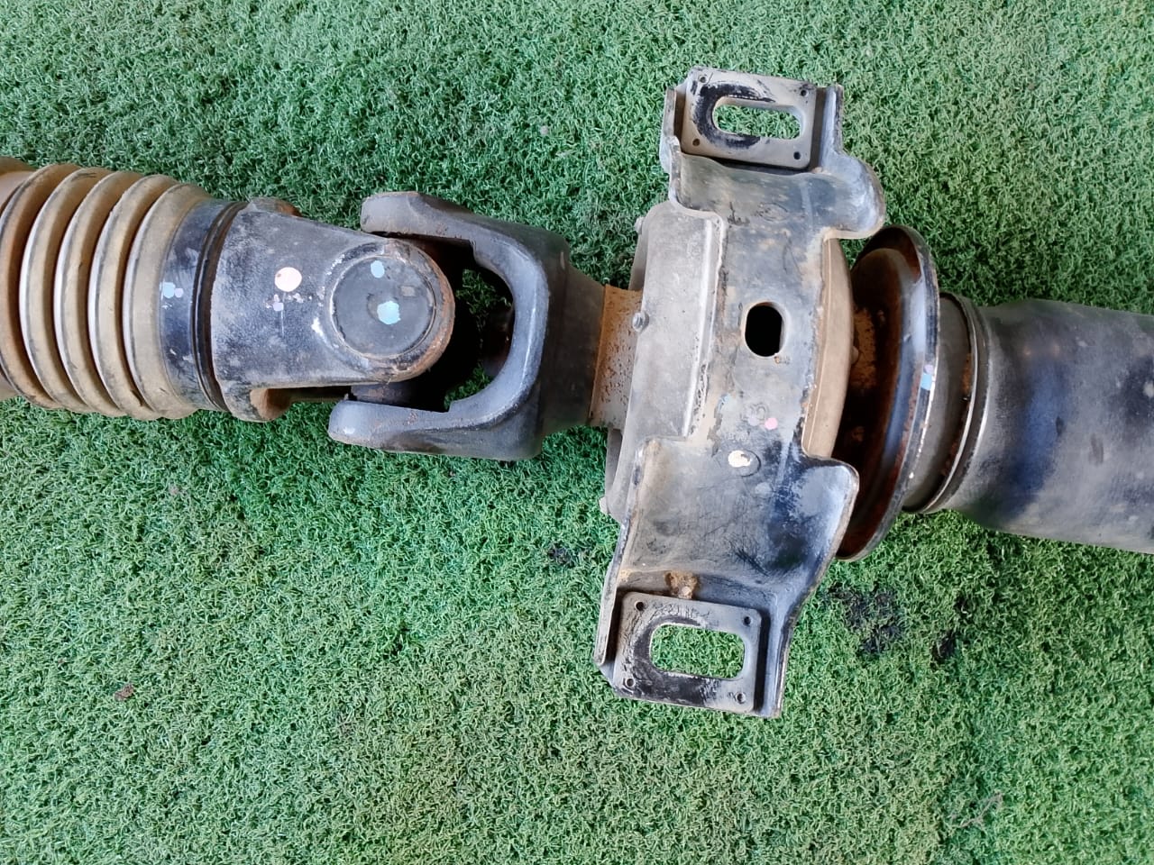 TOYOTA HILUX REVO LONG SHAFT MANUAL (LS0010)