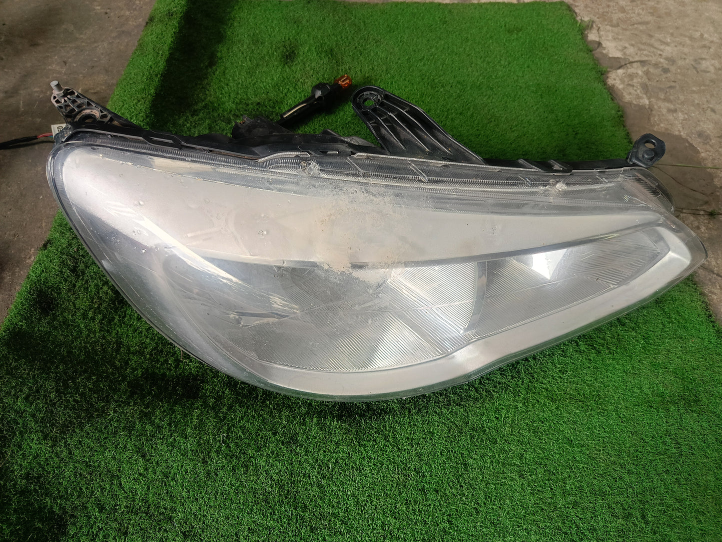 PROTON SAGA VVT HEAD LAMP RH (HL0054)