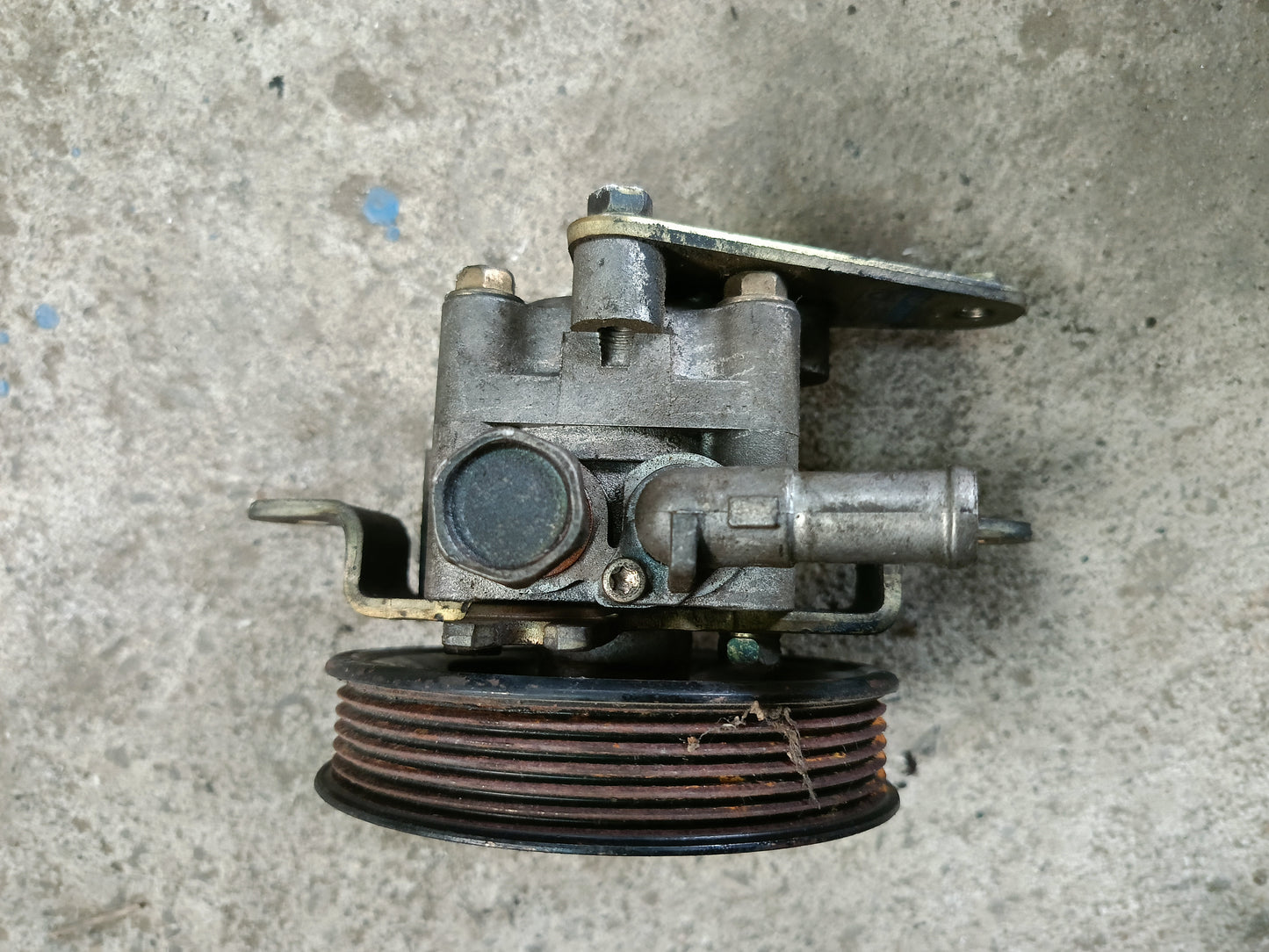 NISSAN X-TRAIL T30 STEERING PUMP (54143056-8H305)