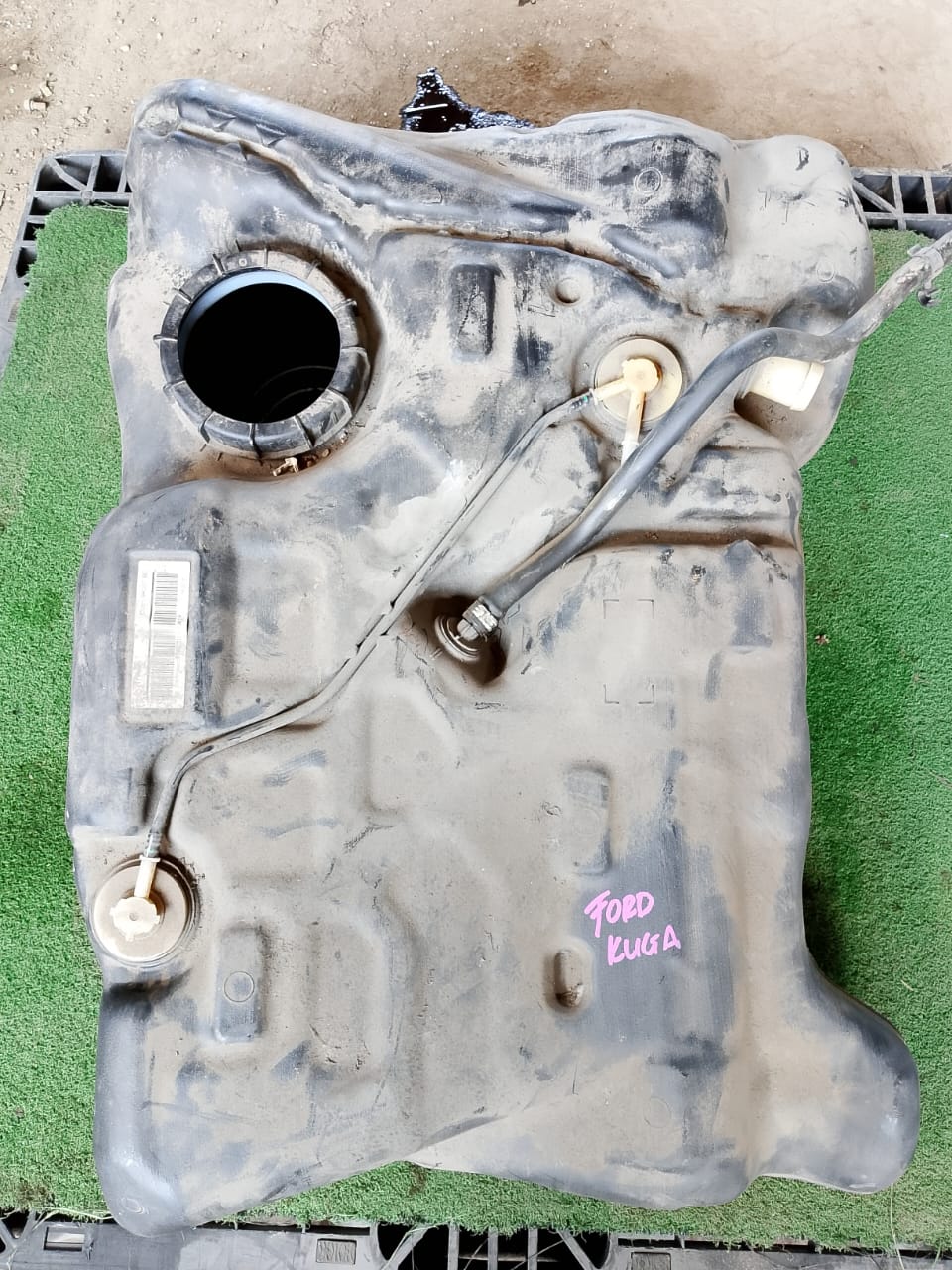 FORD KUGA FUEL TANK (FT00004)