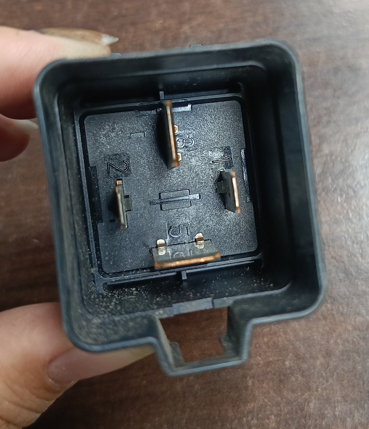 VOLKSWAGEN POWER RELAY (3B0951253)