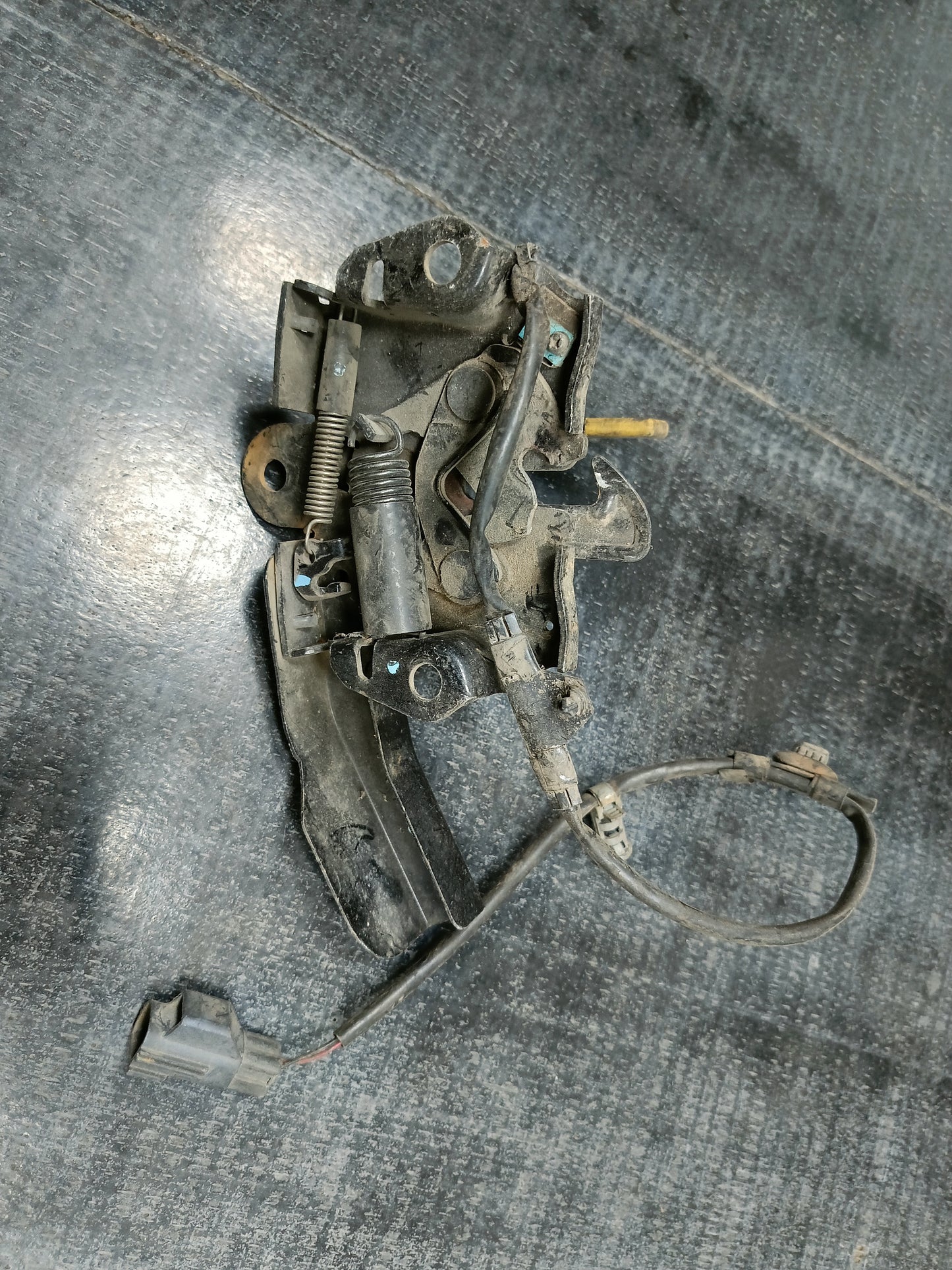 FORD RANGER T6 T7 T8 FRONT BONNET LOCK (BL00039)