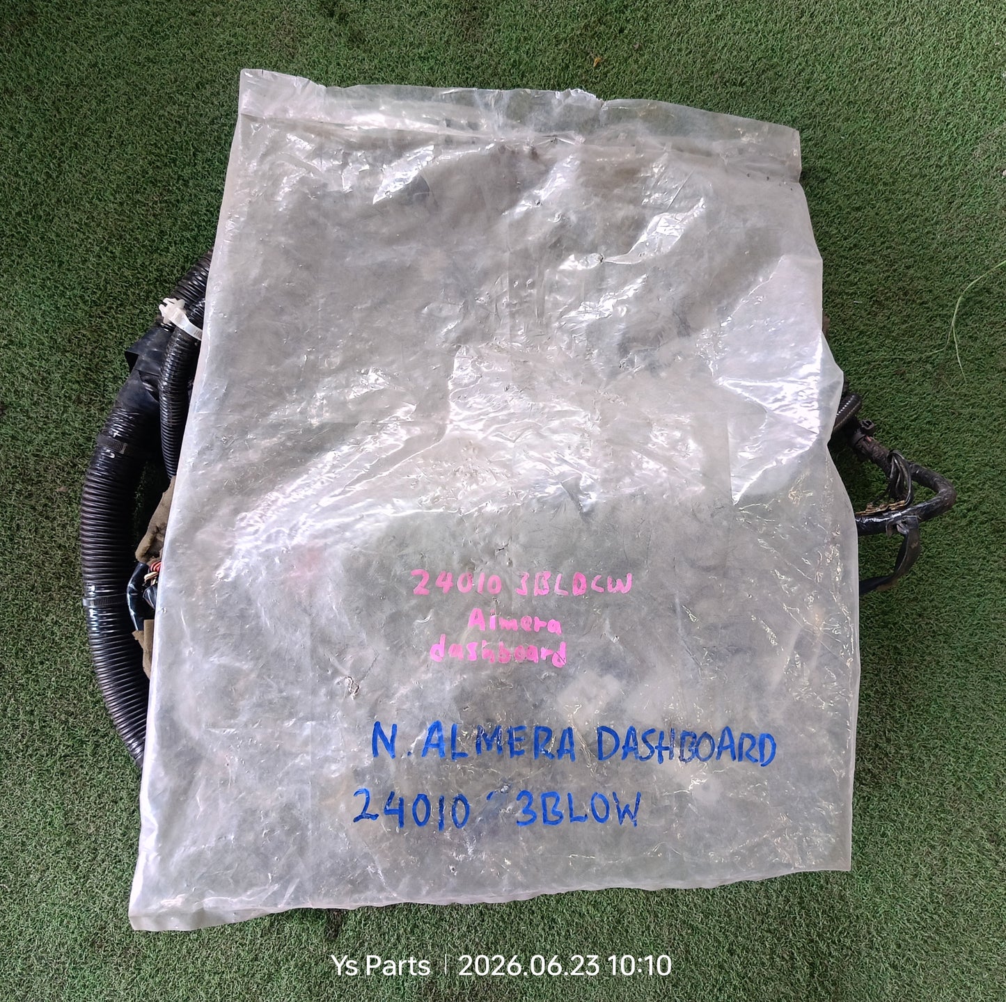 NISSAN ALMERA DASHBOARD WIRING (24010-3BL0W)