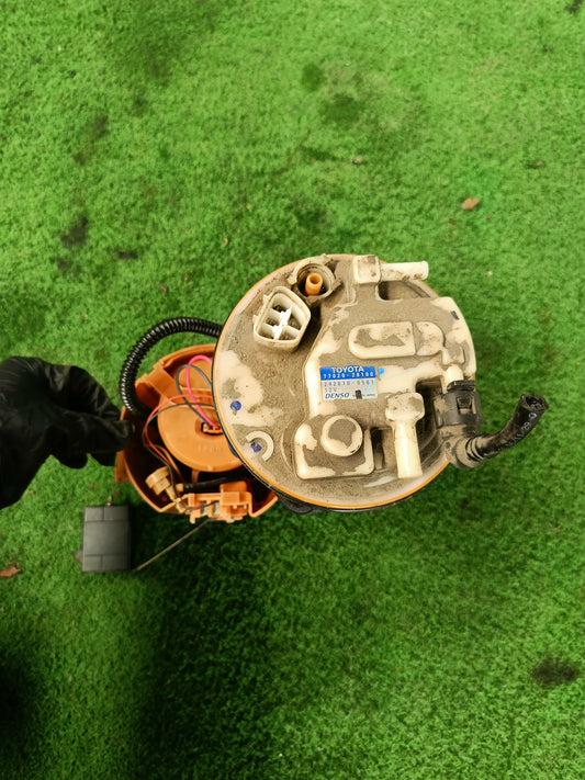 TOYOTA ESTIMA ACR50 FUEL PUMP (77020-28100)