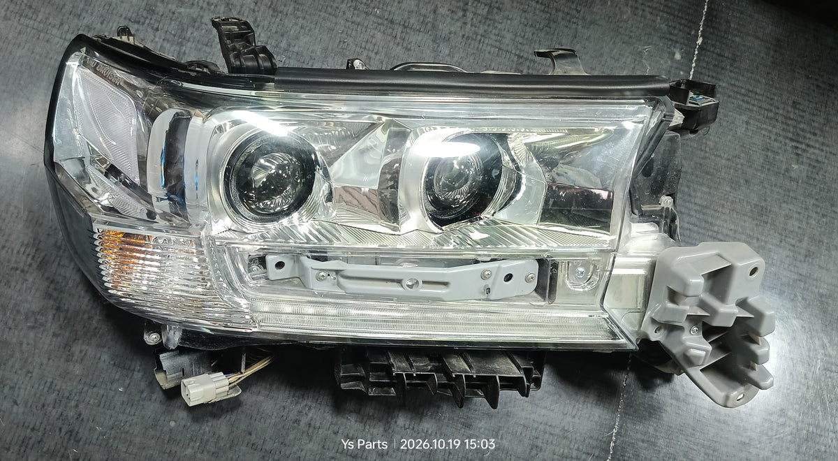 TOYOTA LAND CRUISSER L200 HEAD LAMP RH (HL0150)