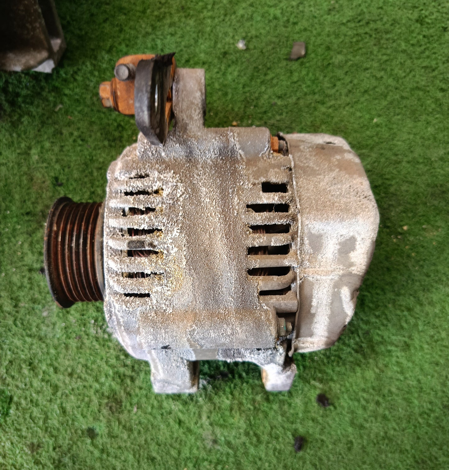 TOYOTA AVANZA ALTERNATOR (WA11-139)