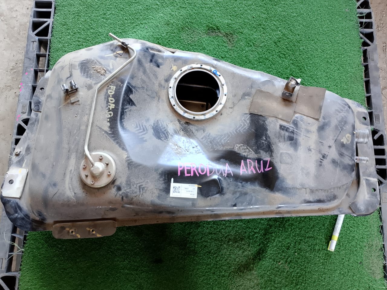 PERODUA ARUZ FUEL TANK (FT00018)