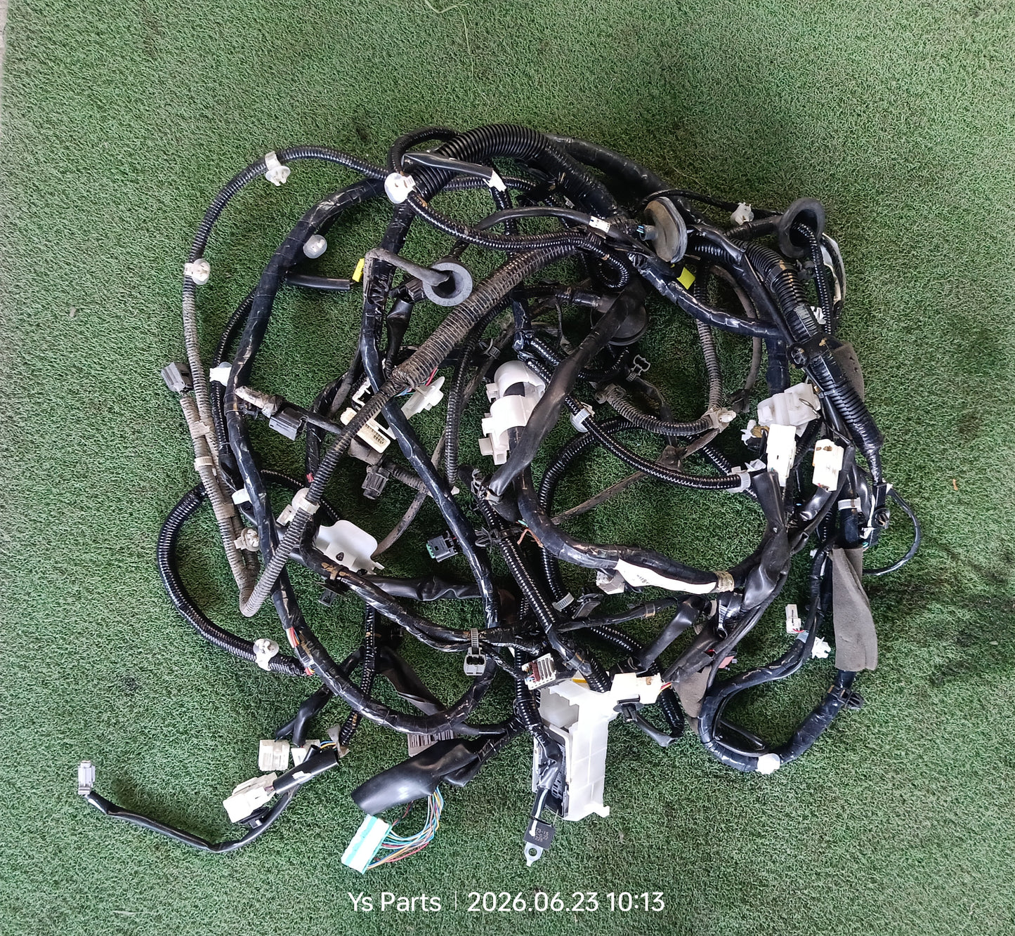 NISSAN X-TRAIL LOWER WIRING (24017-4CJ1A)