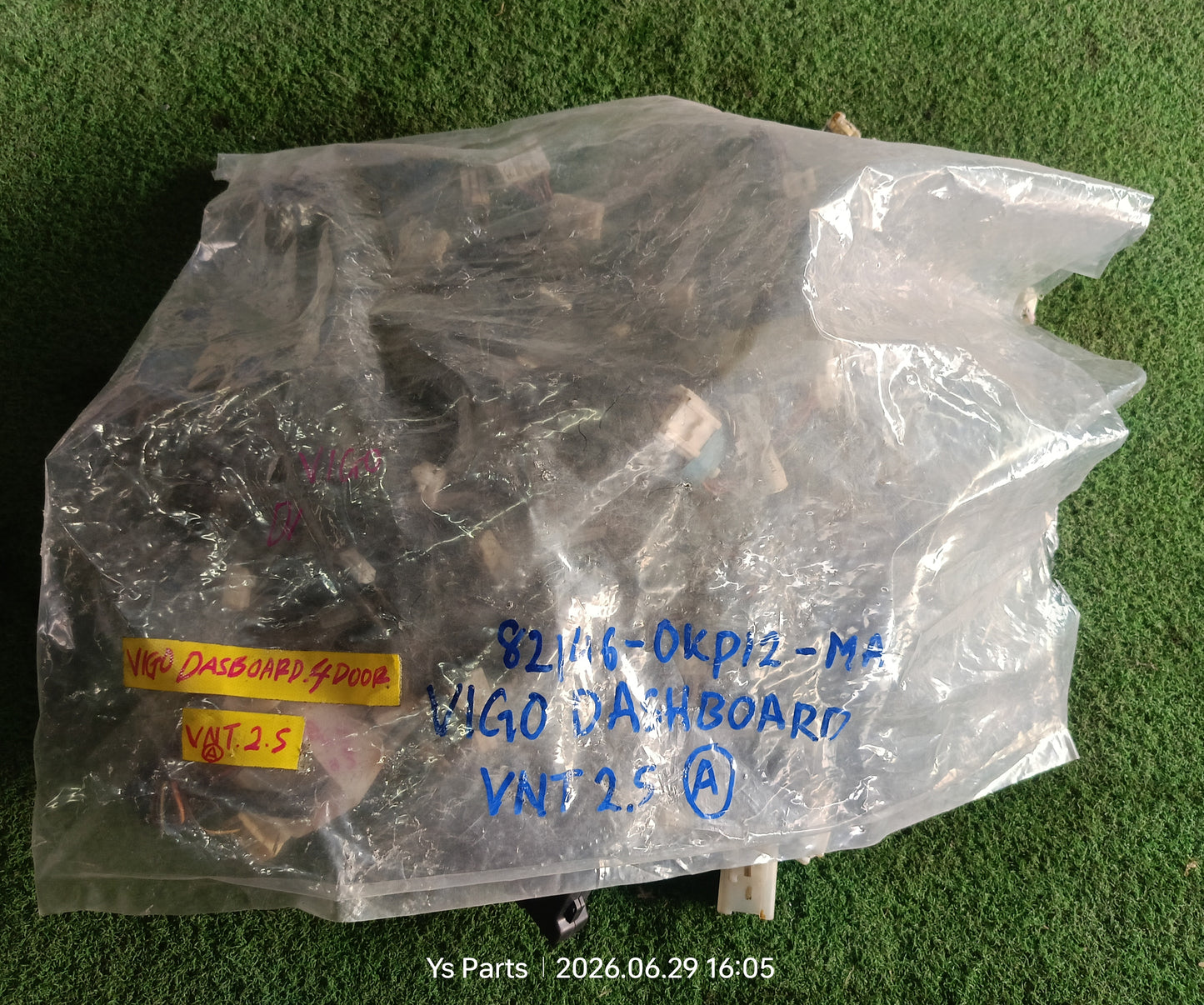 TOYOTA HILUX VIGO VNT 2.5 AT DASHBOARD WIRING (82148-0KP12-MA)