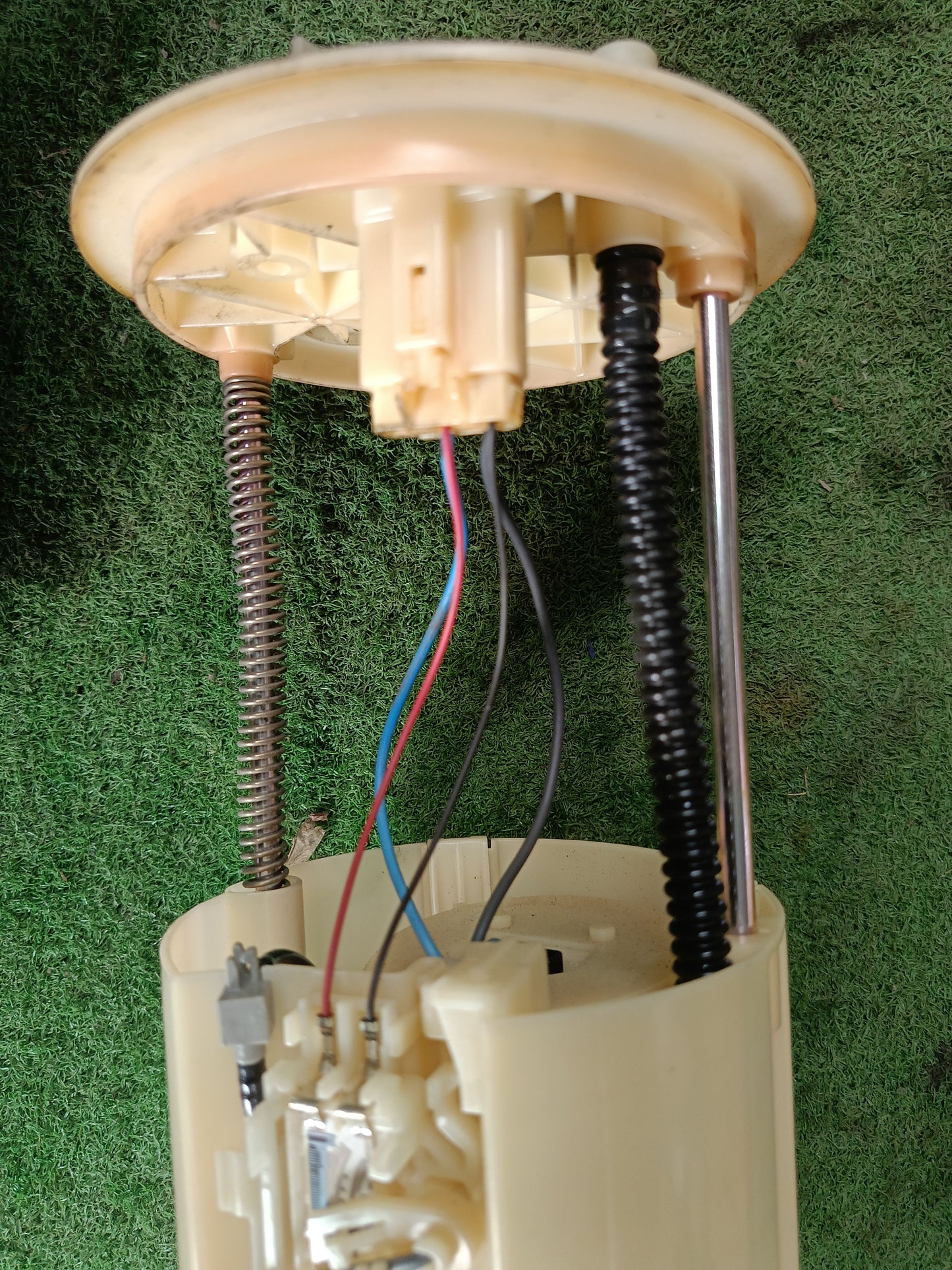 MITSUBISHI ASX FUEL PUMP (101962-0652)