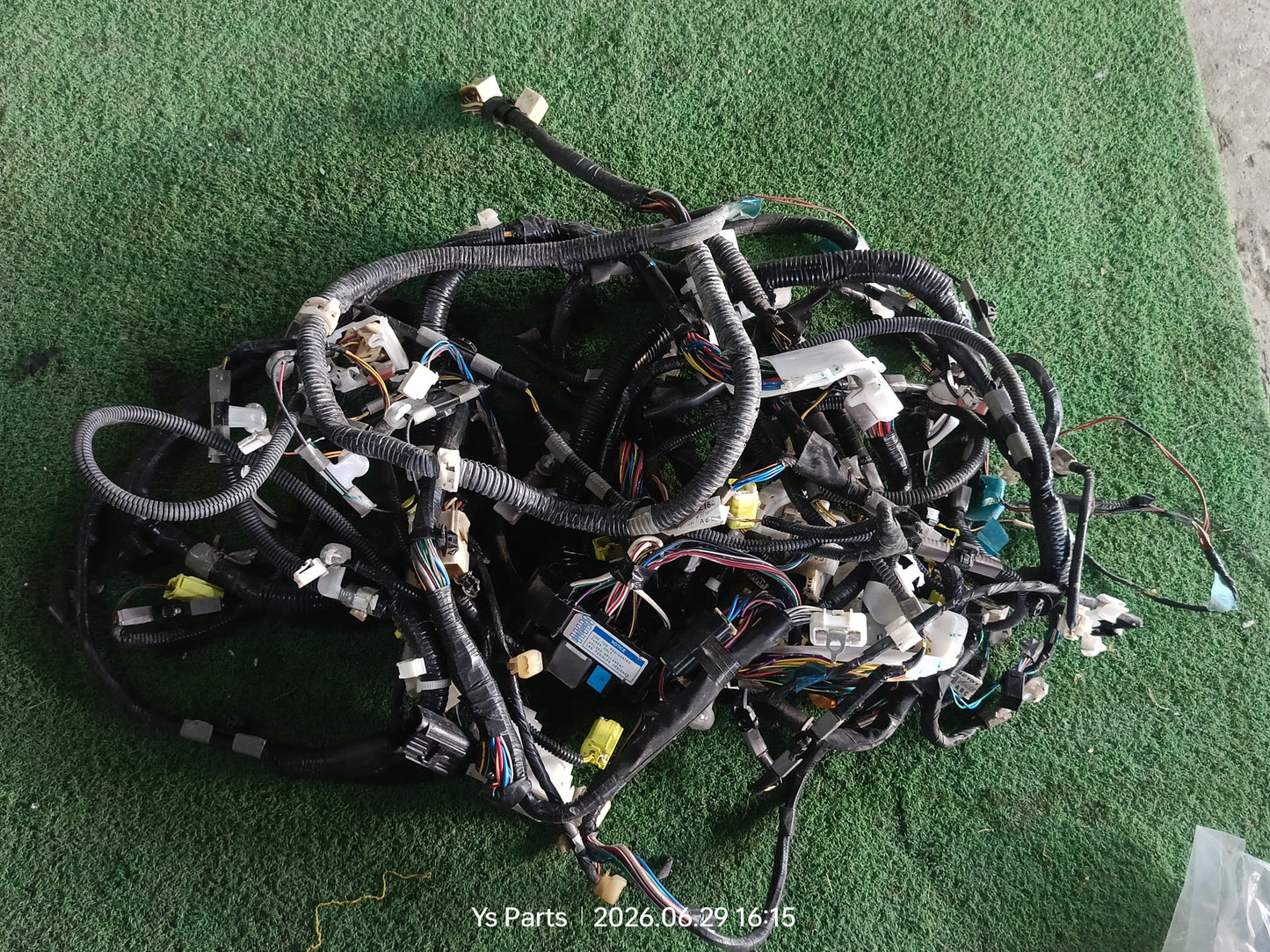 TOYOTA HILUX VIGO LOWER WIRING (82164-0K460-J00)