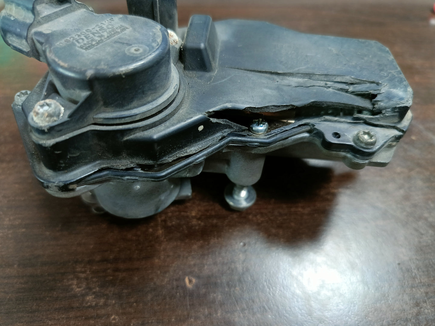TOYOTA HILUX REVO TURBO VNT / ACTUATOR MOTOR (89674-71021) (ADA PECAH)
