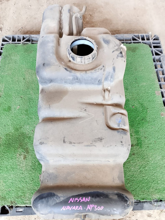 NISSAN NAVARA NP300 FUEL TANK (FT00003)