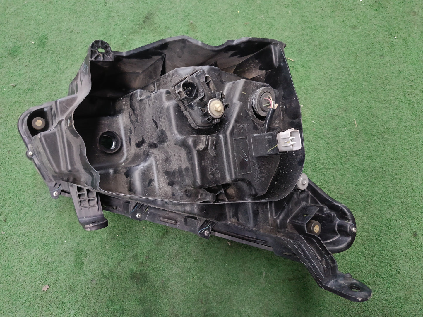 ISUZU D-MAX VCROSS 16-20 HEAD LAMP FULL LED LH (HL0096)