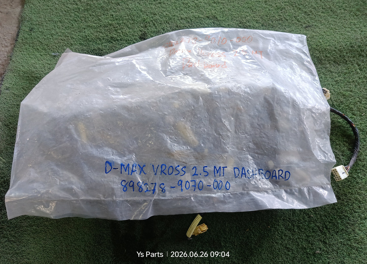 ISUZU DMAX VCROSS 2.5 MT DASHBOARD WIRING (898278-9070-0000)