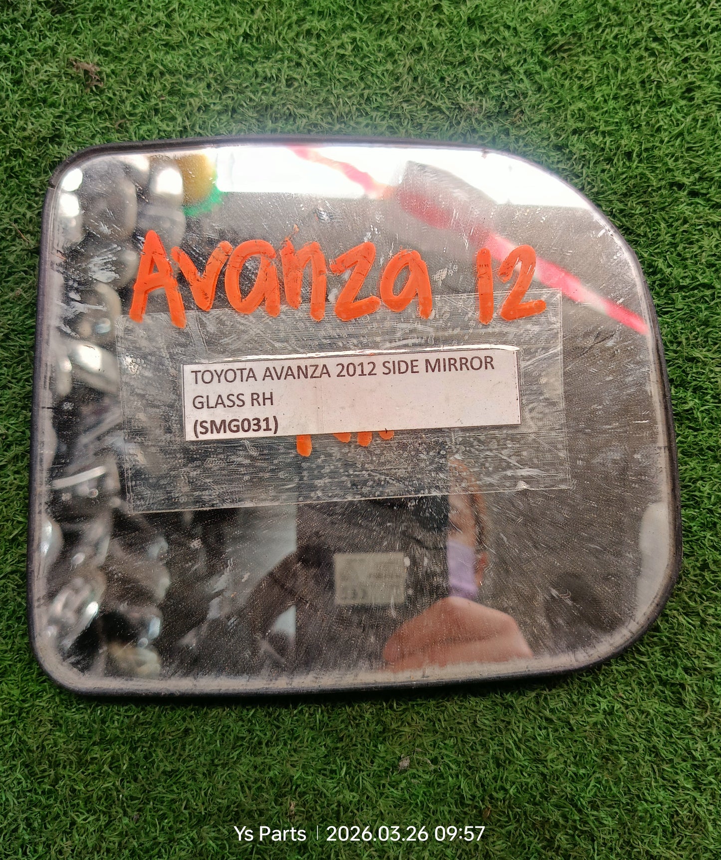 TOYOTA AVANZA 2012 SIDE MIRROR GLASS RH (SMG031)