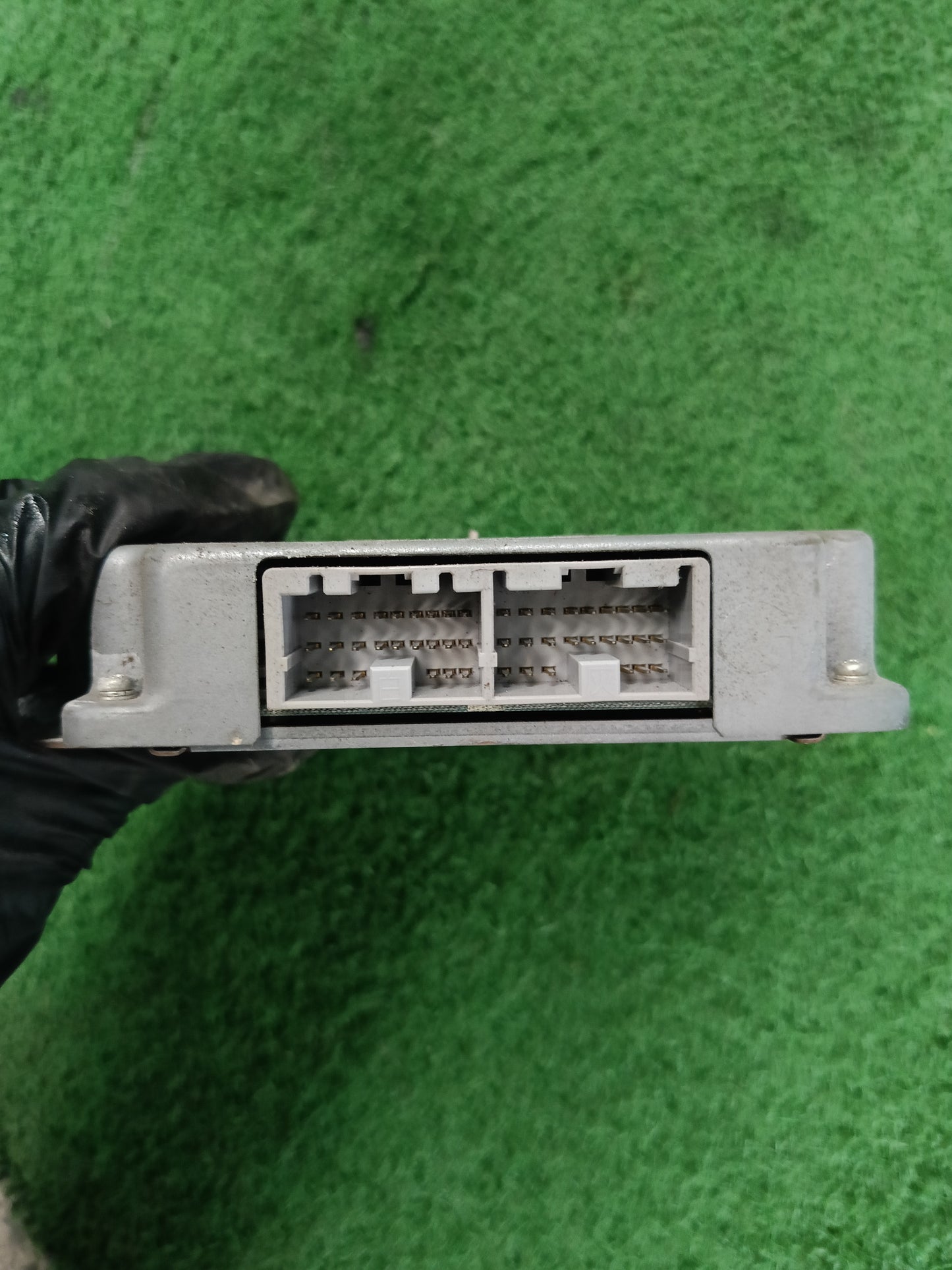 NISSAN CARAVAN TRANSMISSION CONTROL UNIT (31036-VZ02A)