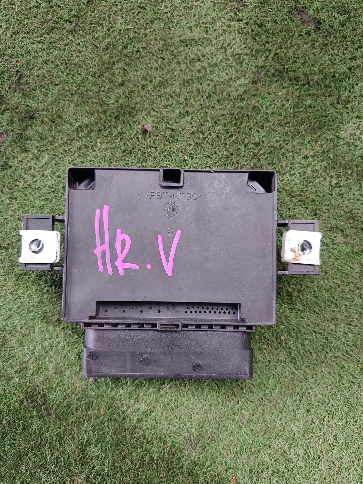 HONDA HRV 2018 ELECTRONIC PARKING BRAKE MODULE ECU (39920-T7J-H010-M1)