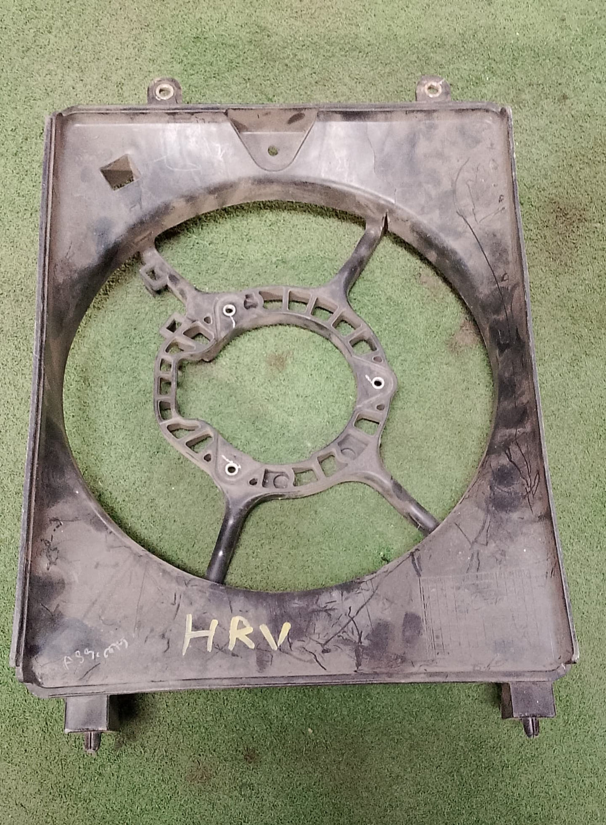 HONDA HRV RADIATOR FAN HOUSING (FH0018)