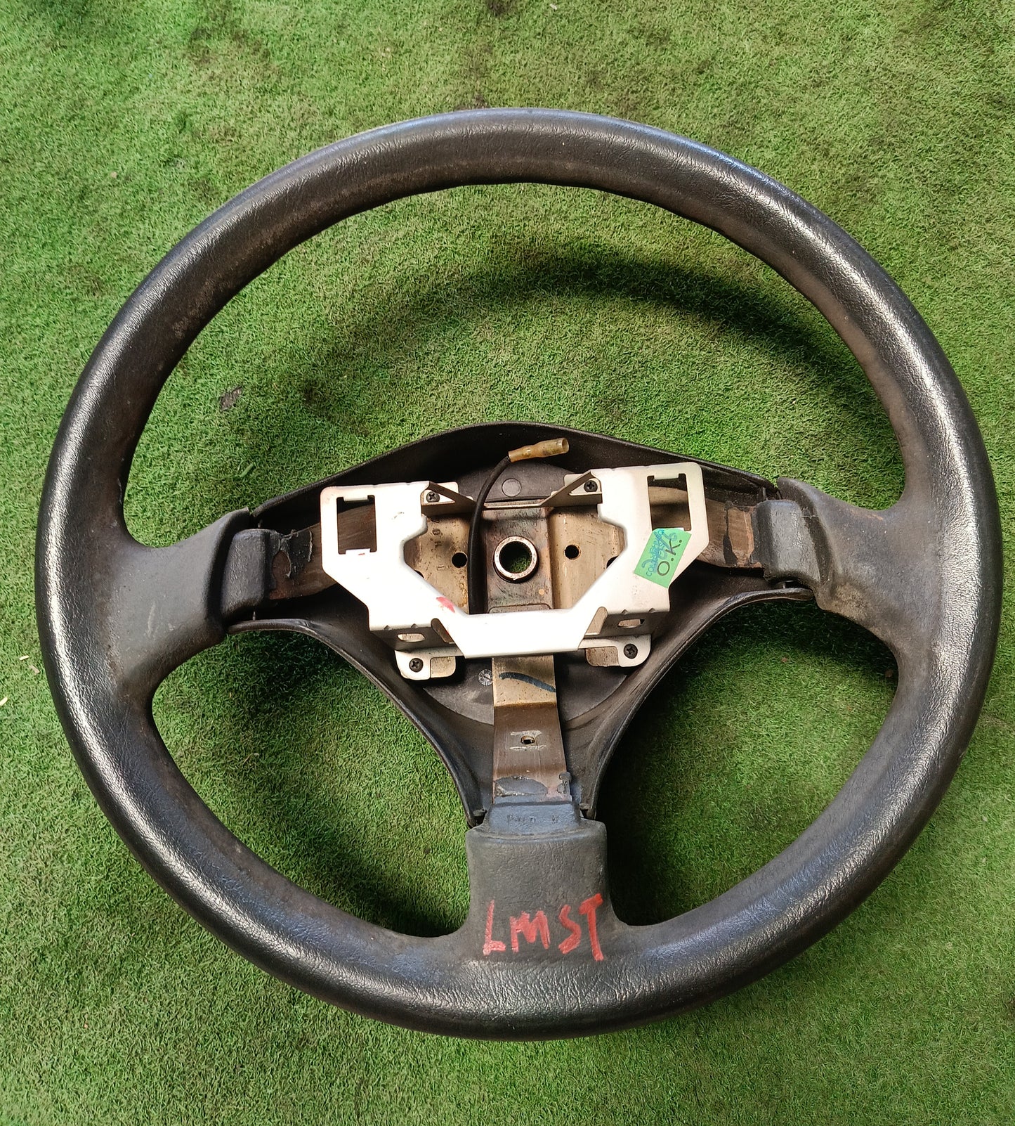 PROTON SAGA ISWARA LMST STEERING WHEEL (SW00111)