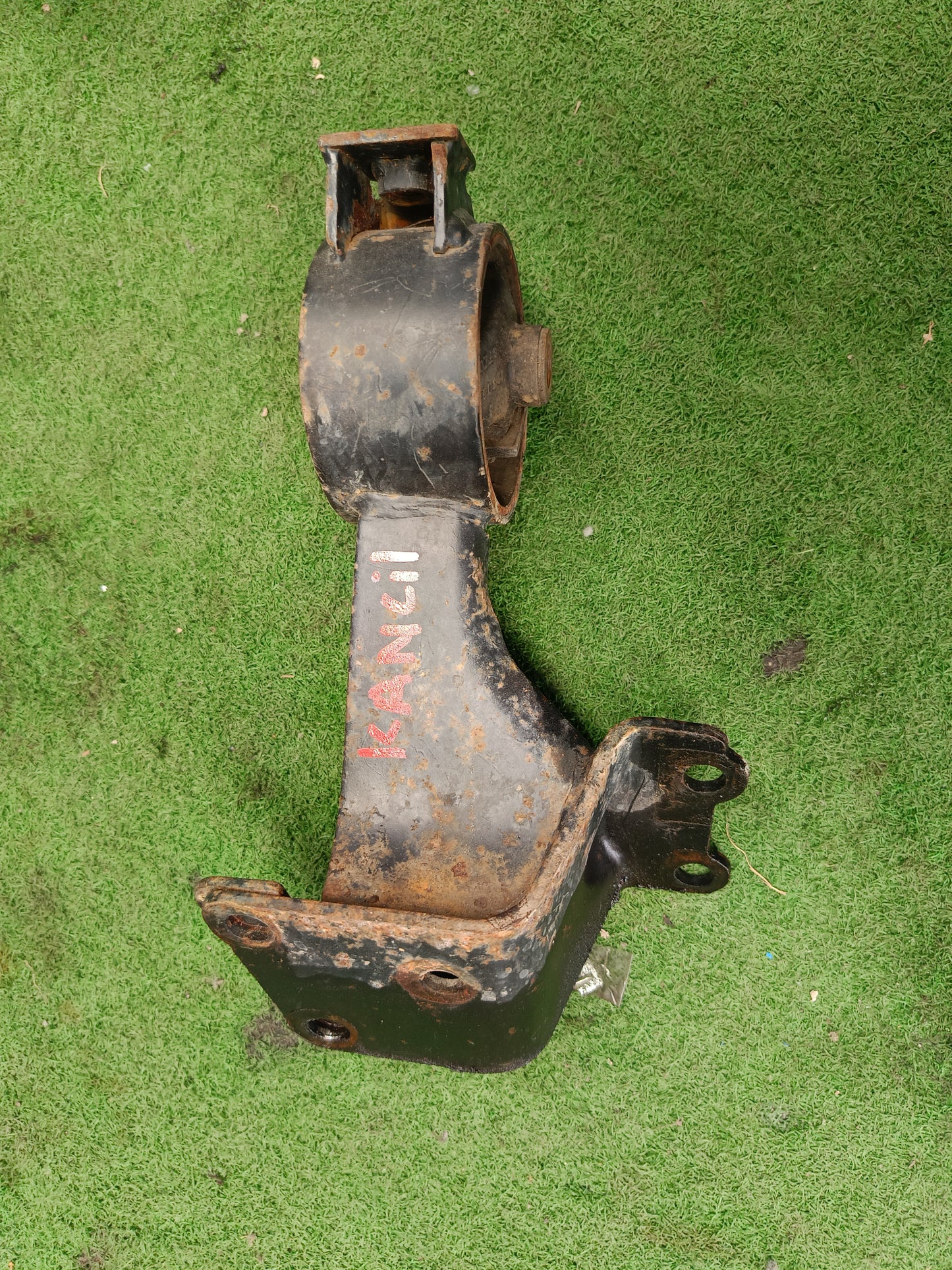 PERODUA KANCIL ENGINE MOUNTING REAR (EM0051)