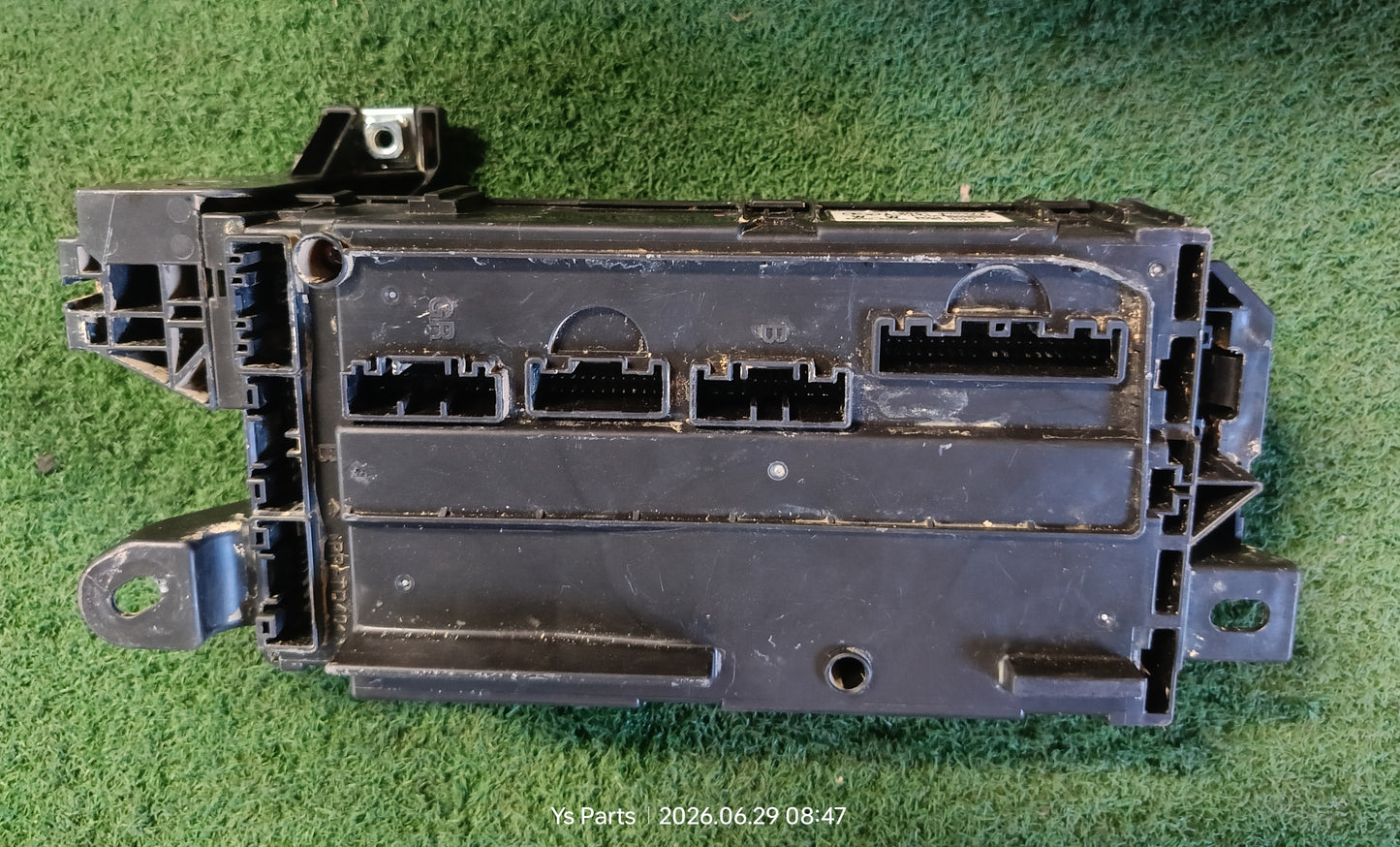 PERODUA BEZZA FUSE BOX ECU (82600-BZC80)