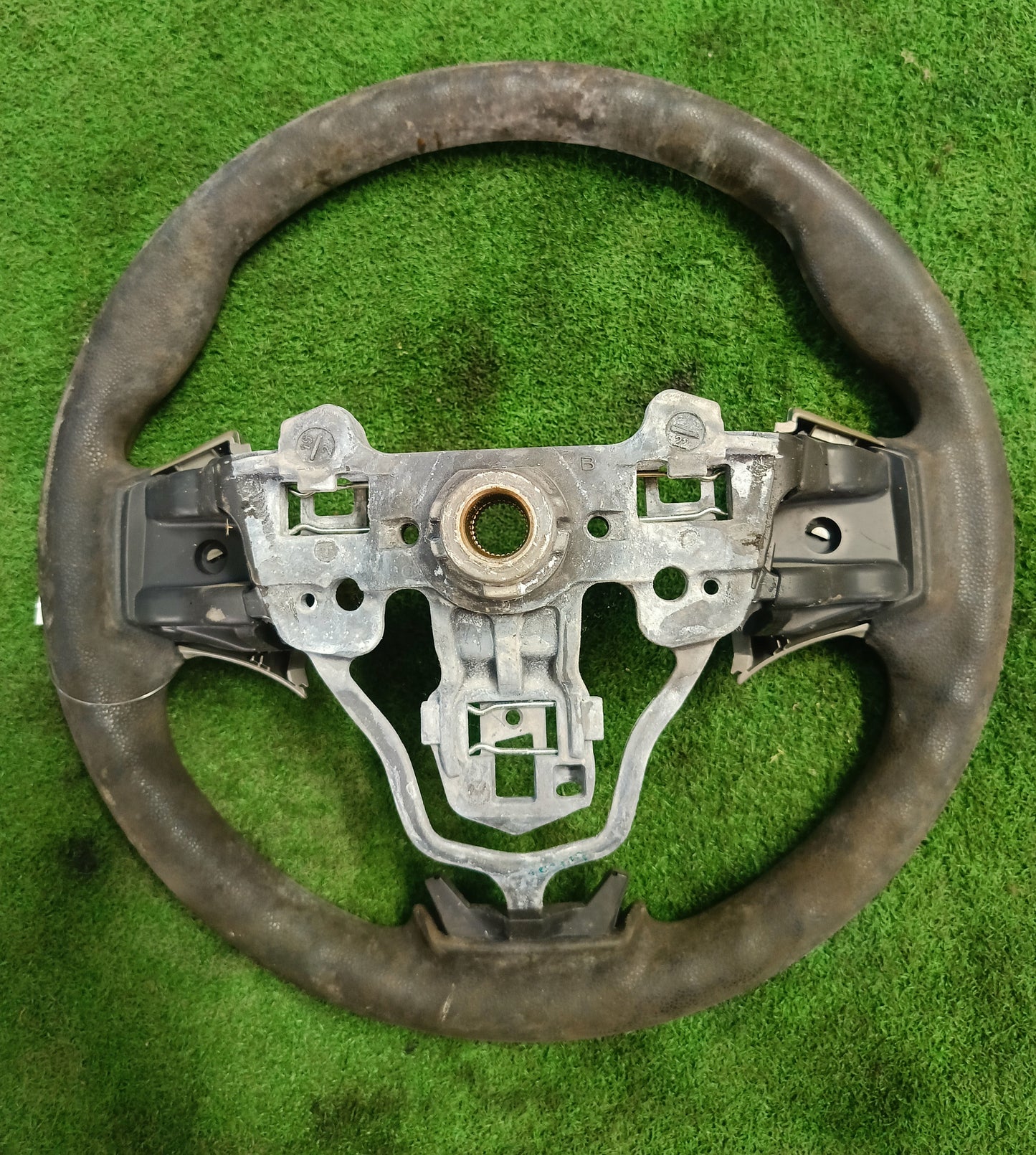 PERODUA AXIA STEERING WHEEL (SW00115)