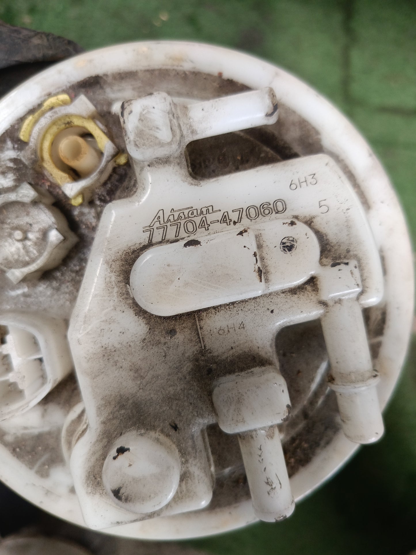 TOYOTA PRIUS FUEL PUMP (77704-47060)
