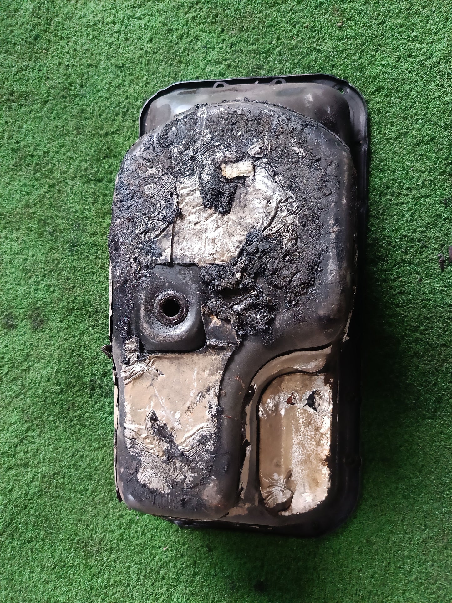 NISSAN URVAN OIL SUMP (OSP00012)